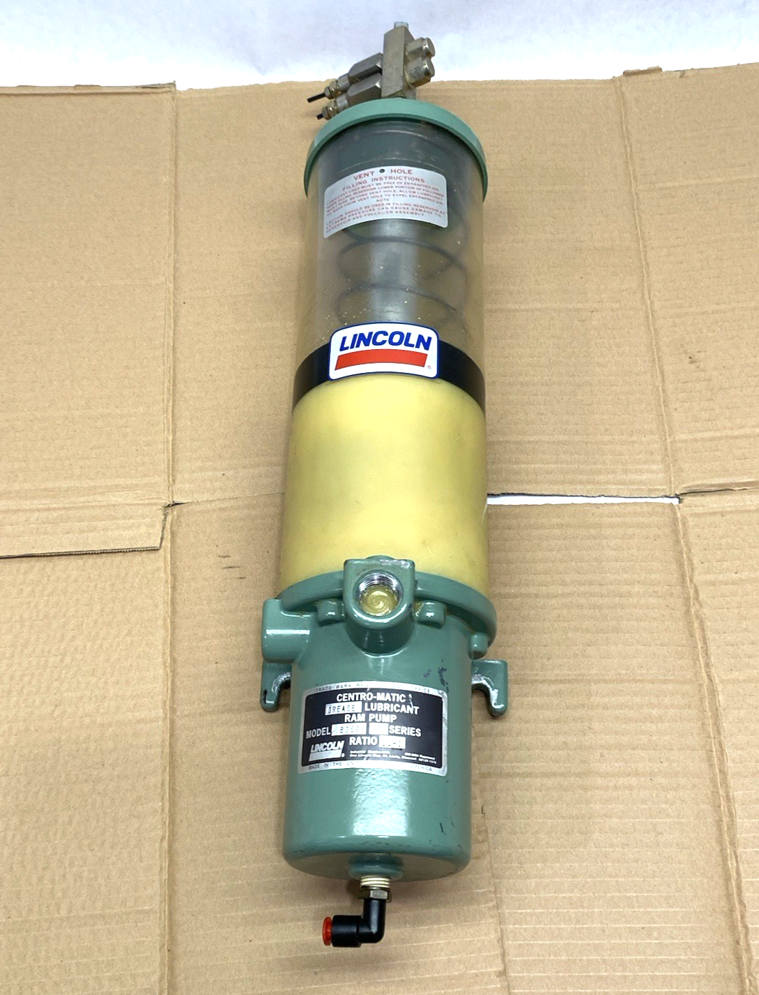 83668 | Lincoln Series E CENTRO-MATIC Grease Lubricant Ram Pump, 20-1 Ratio- Used - Maverick Industrial Sales