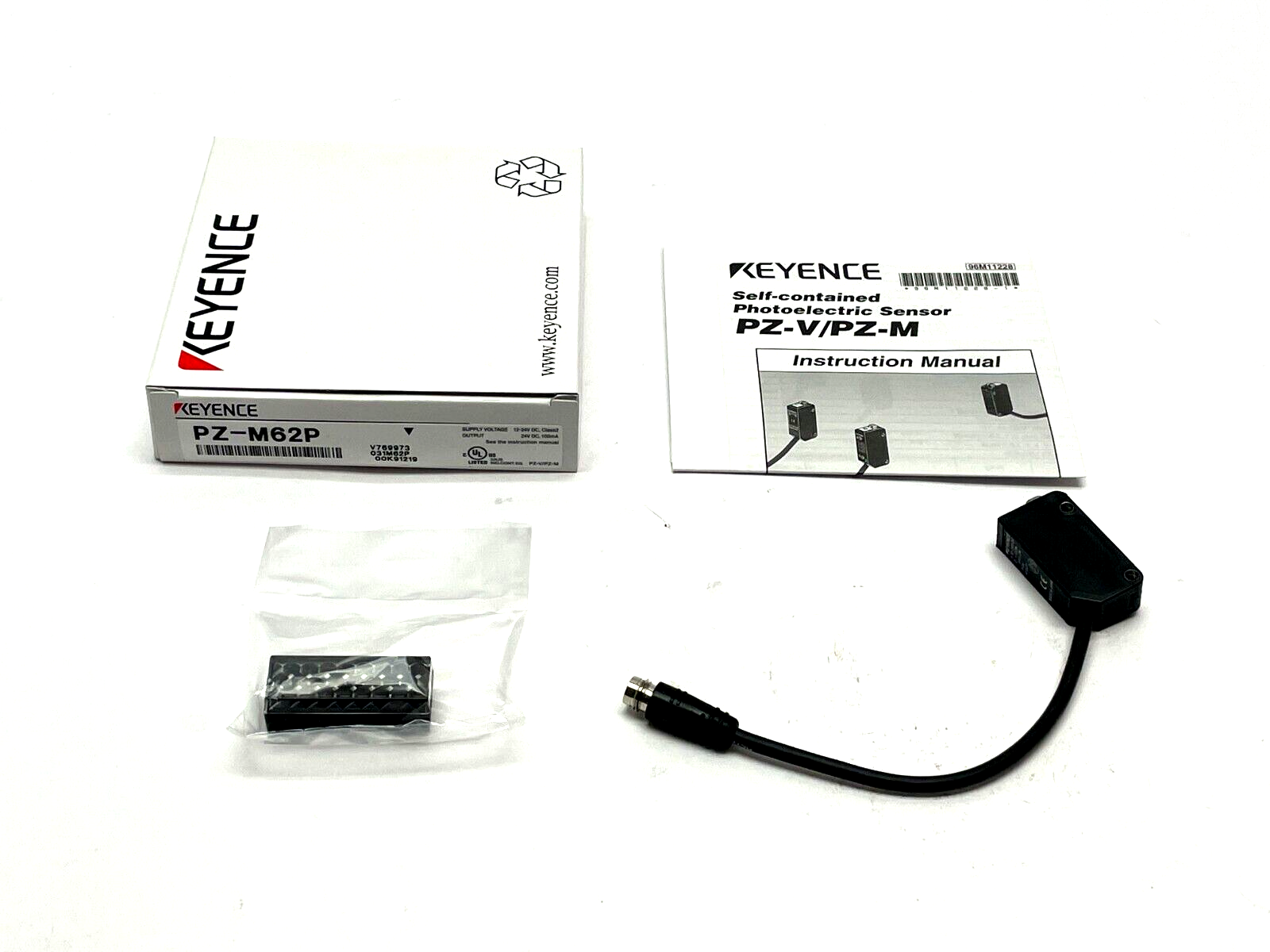 Keyence PZ-M62P Square Retro-Reflective Sensor M8 Connector Type PNP - Maverick Industrial Sales