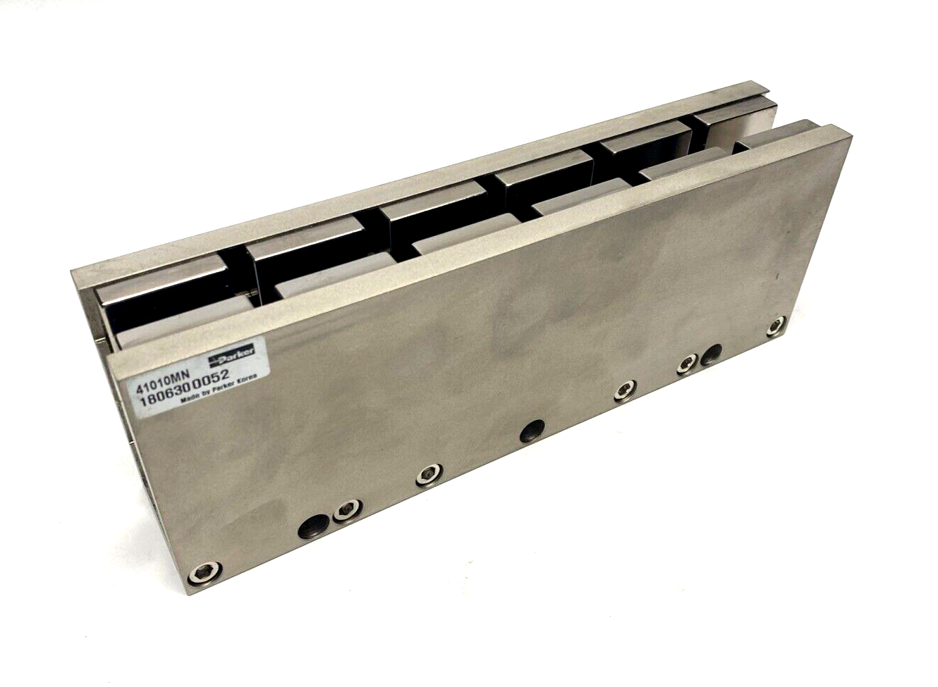 Parker 41010MN I-Force Ironless Linear Motor Magnet Track 256mm Long 1806300052 - New – Open box - Maverick Industrial Sales