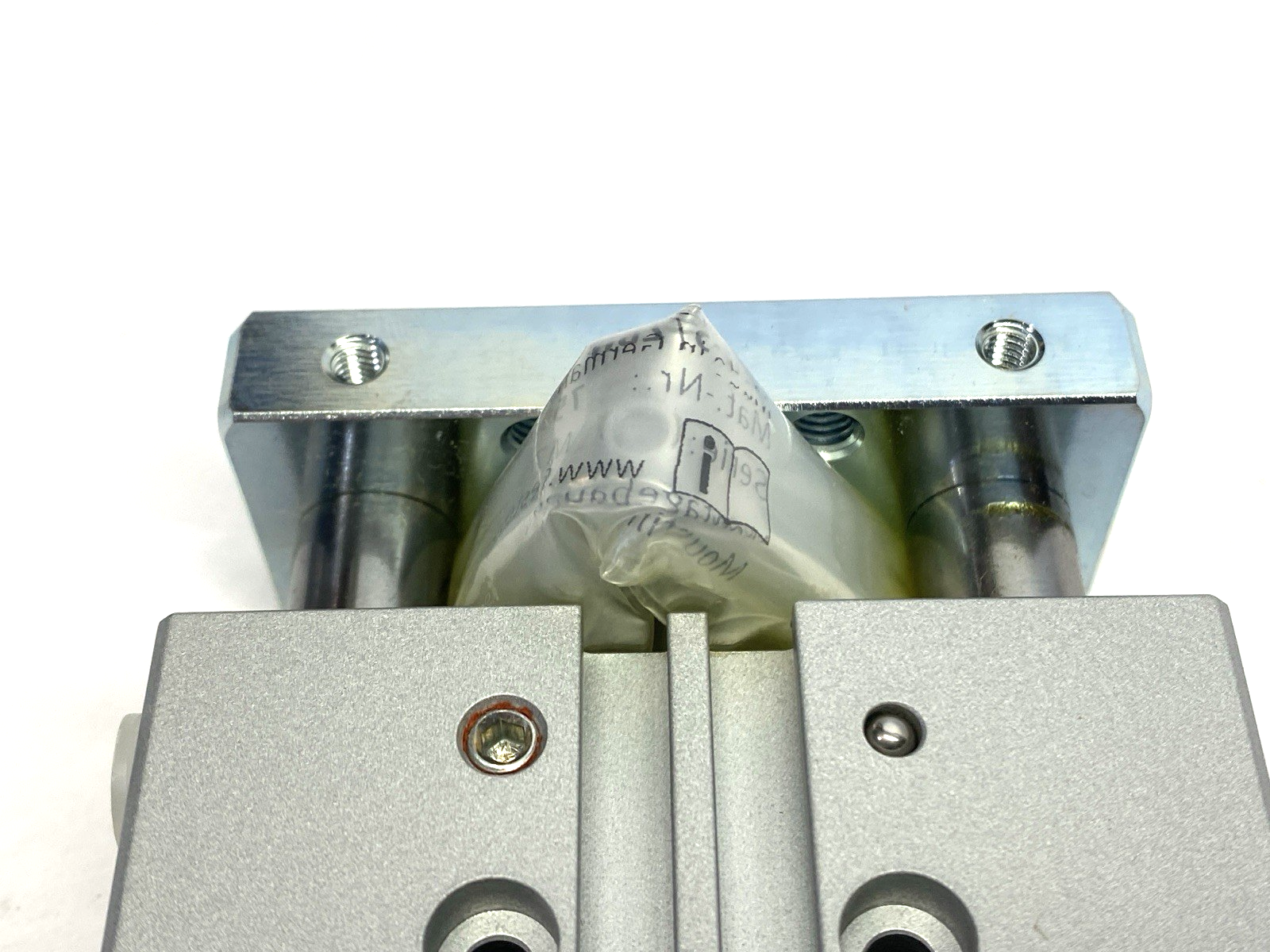 Festo DFM-16-120-B-P-A-GF Pneumatic Guided Drive Cylinder 120mm Stroke 529120 - Maverick Industrial Sales