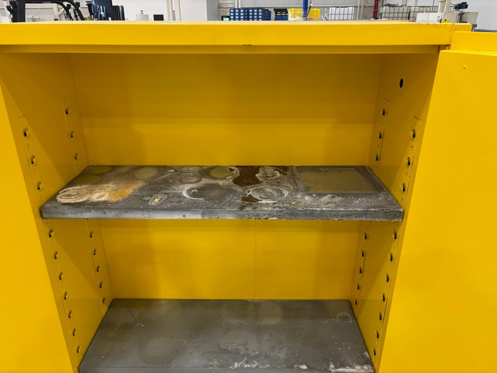 ULINE H-1564M-Y Flammable Liquid Storage Cabinet, 45 Gal. 170L Capacity, No Key - Used - Maverick Industrial Sales