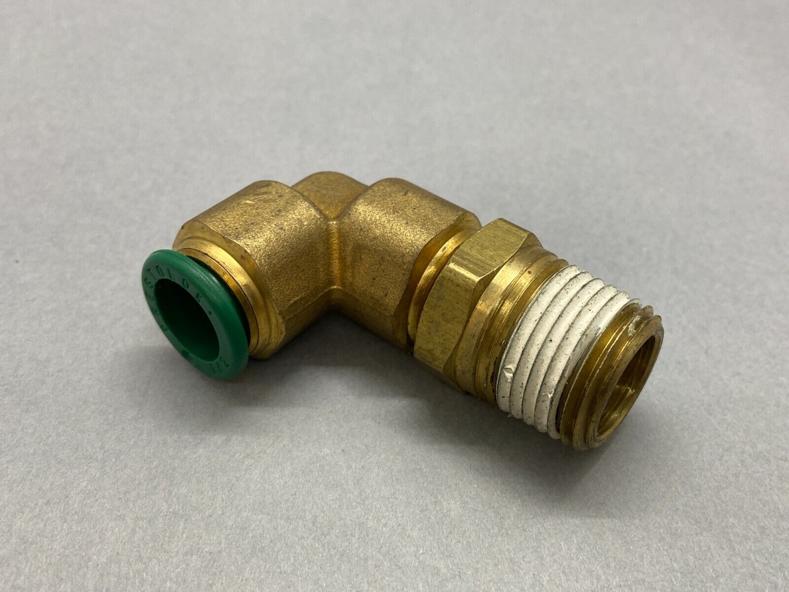 Parker W169PL-8-8 Male Elbow Brass 1/2" Tube x 1/2" NPT - Used - Maverick Industrial Sales