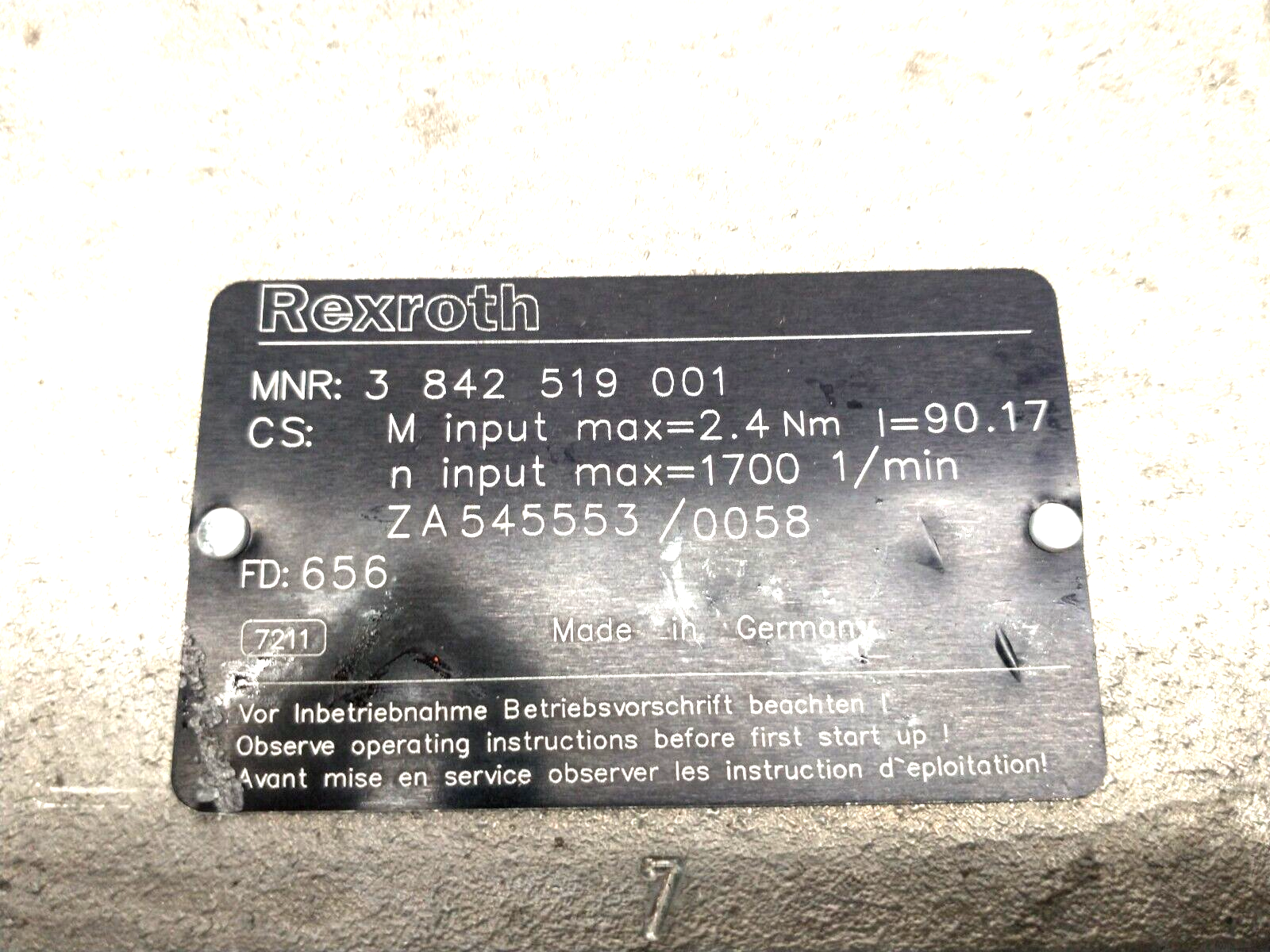 Bosch Rexroth 3842519001 Gearbox w/ 117.6mm Dia. Flange TS 2 VPLUS ZA545553 - Maverick Industrial Sales