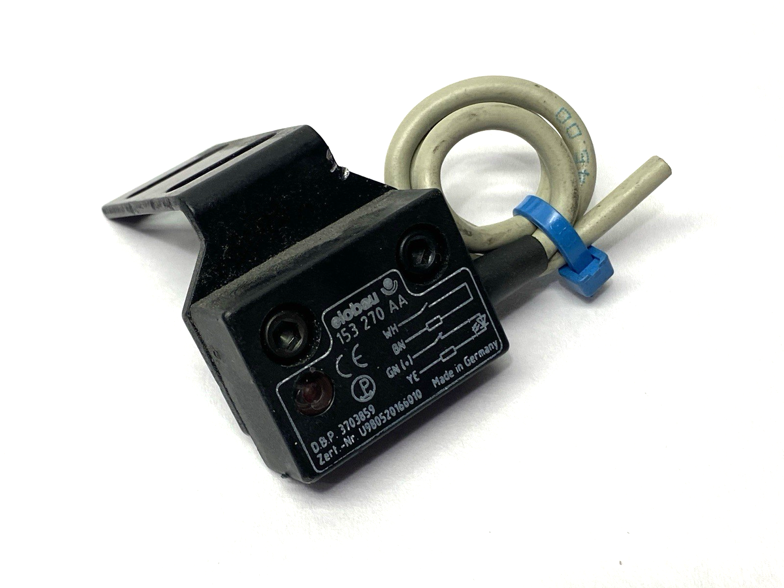 Elobau 153270AA Magnetically Actuated Safety Sensor 9" Lead w/ Mounting Bracket - Maverick Industrial Sales