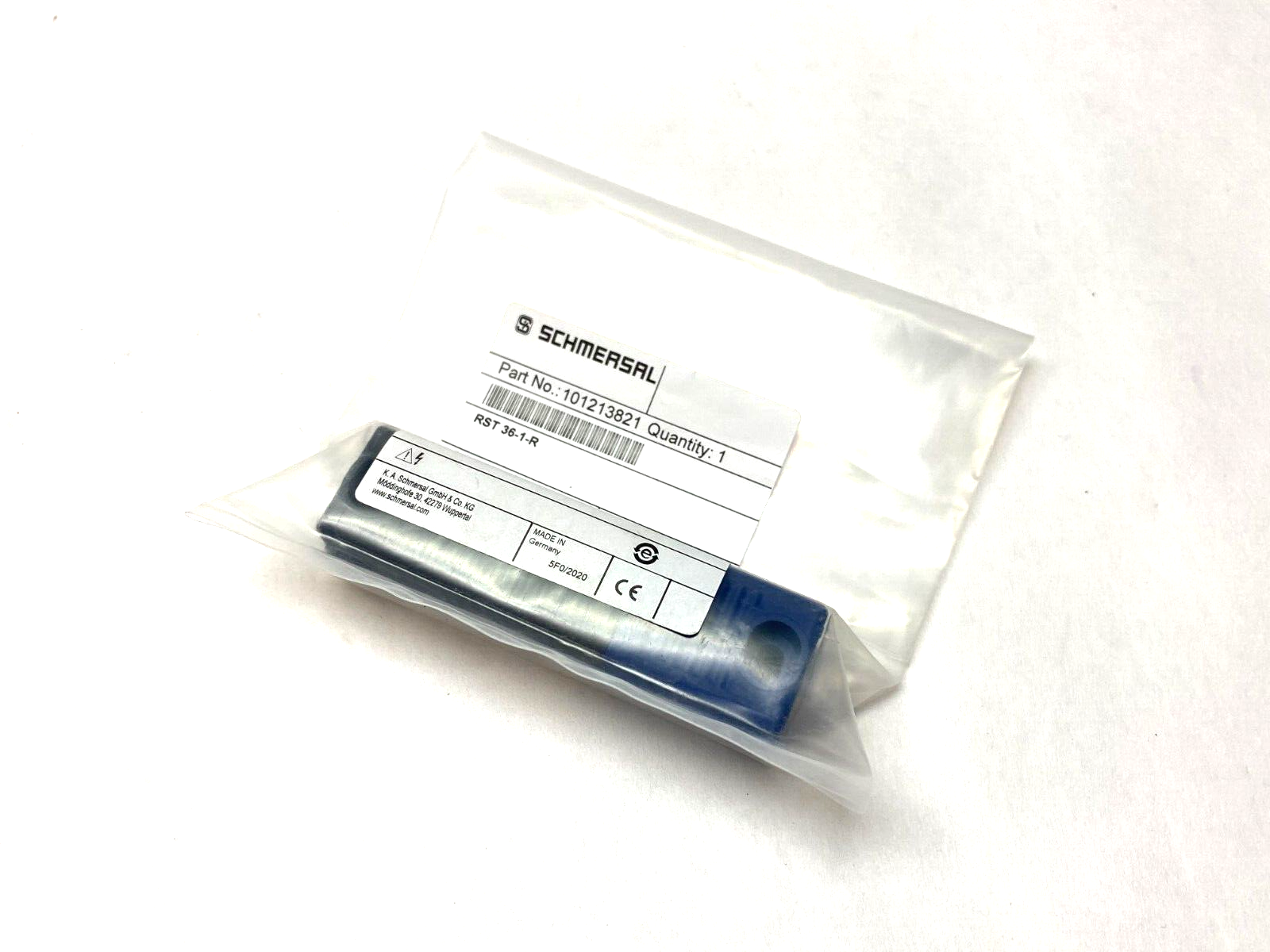 Schmersal 101213821 Magnetic Latching Safety Sensor Actuator RST 36-1-R - Maverick Industrial Sales