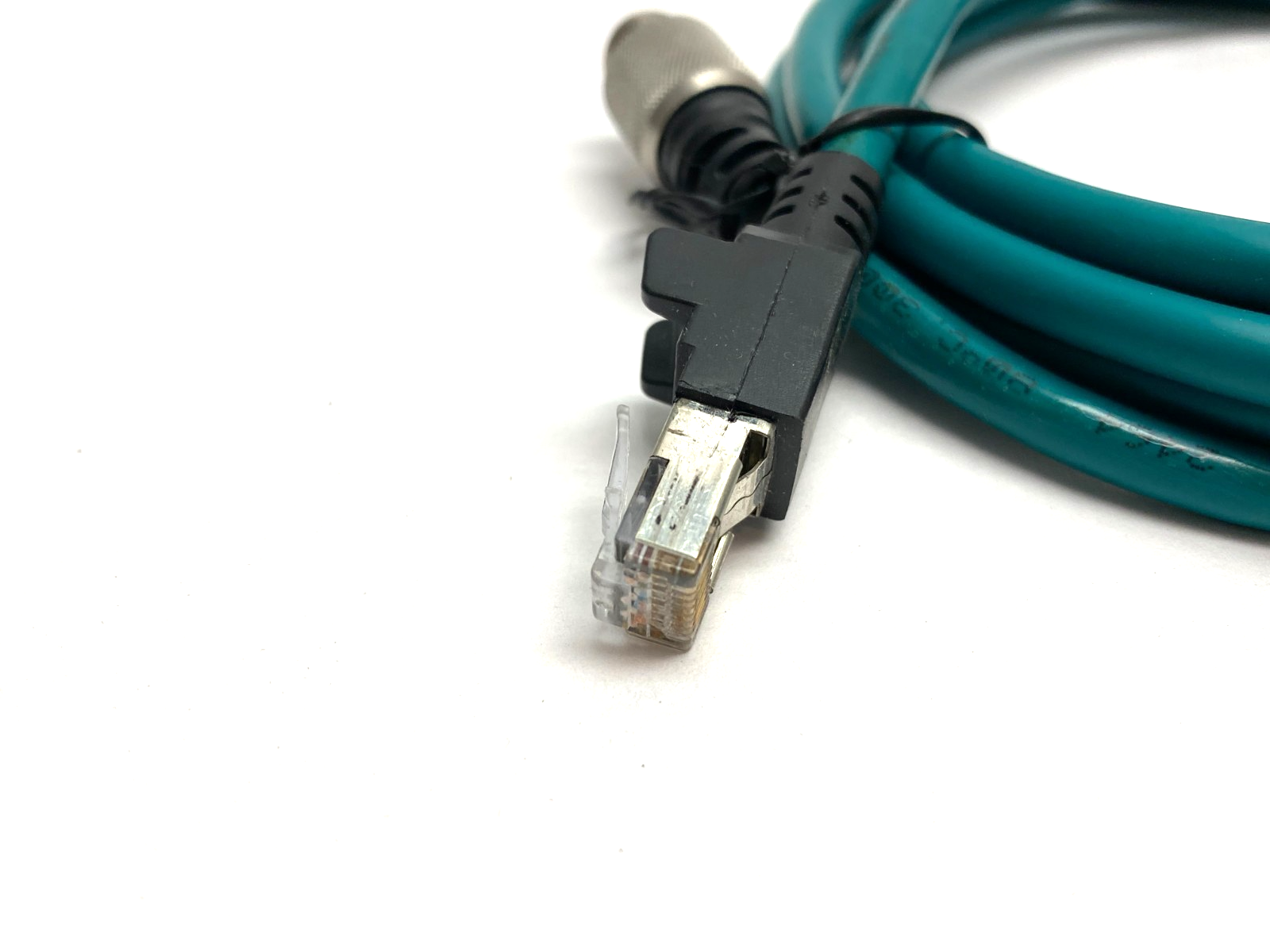 Cognex 849011002 In-Sight Ethernet Camera Cable 8-Pin Male to RJ45 2m - New – Open box - Maverick Industrial Sales