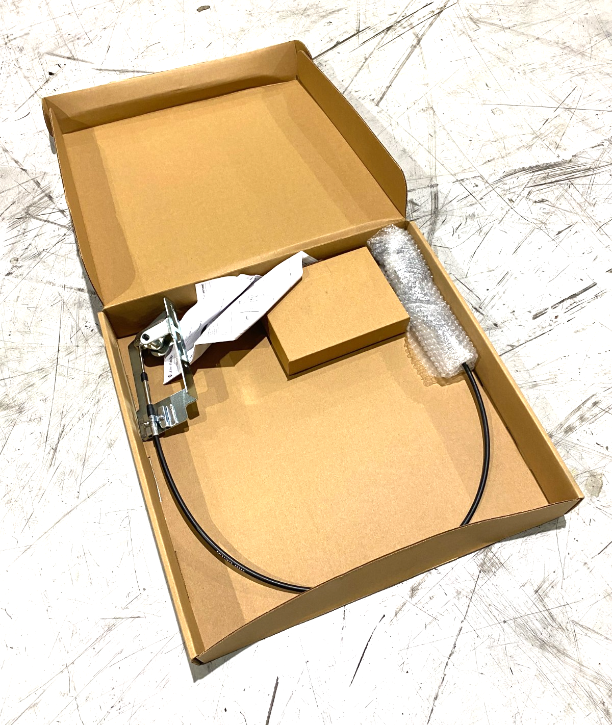 Allen Bradley 140G-G-FCX04 Ser. A Flex Cable Operator for Circuit Breaker 4ft - Maverick Industrial Sales