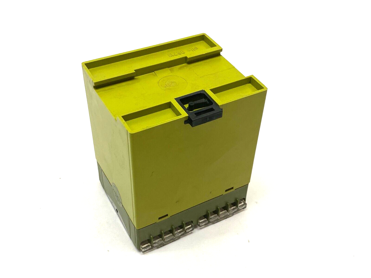 PNOZ 1 3S / 1Ö, 475600 | Pilz PNOZ 1 3S / 1Ö Safety Relay 24VAC 6VA 50-60Hz 475600 - Used - Maverick Industrial Sales