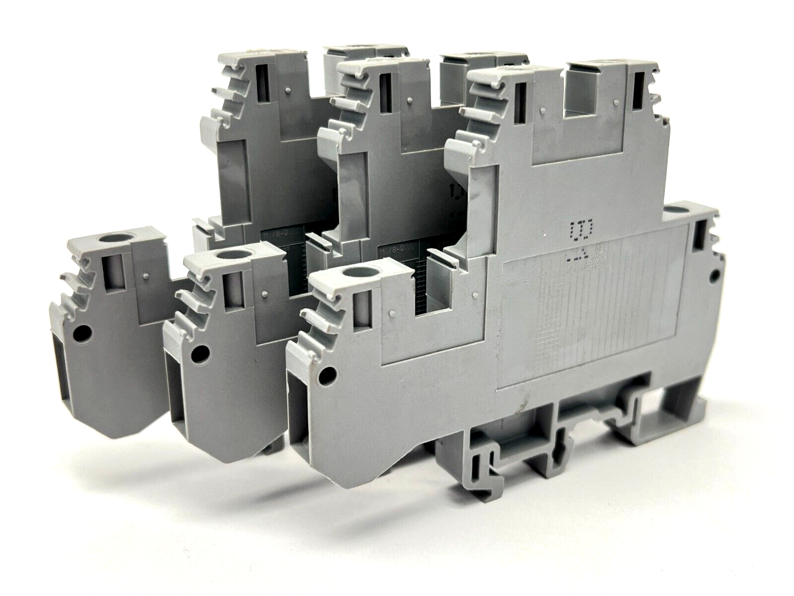 Entrelec 1SNA115501R1200 Terminal Block M6/8-D2 LOT OF 3 - New – Open box - Maverick Industrial Sales