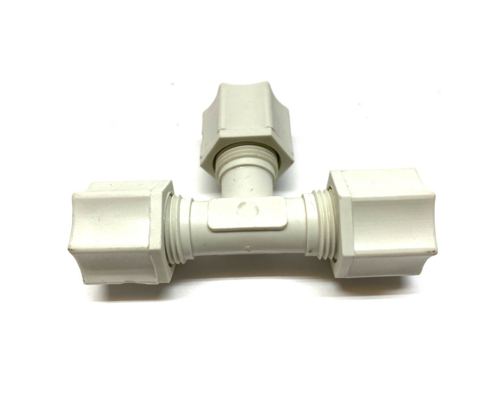 Jaco 70-6-P-PG Union Tee Fitting 3/8" Tube 5/8-20" Thread - New – Open box - Maverick Industrial Sales