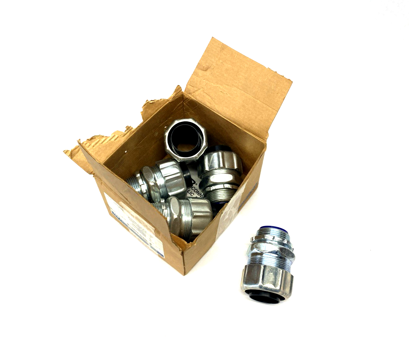 LT125M | Thomas & Betts 1-1/4" Liquidtight Conduit Bullet w/ Nylon Insert 5-PACK - New Other - Maverick Industrial Sales