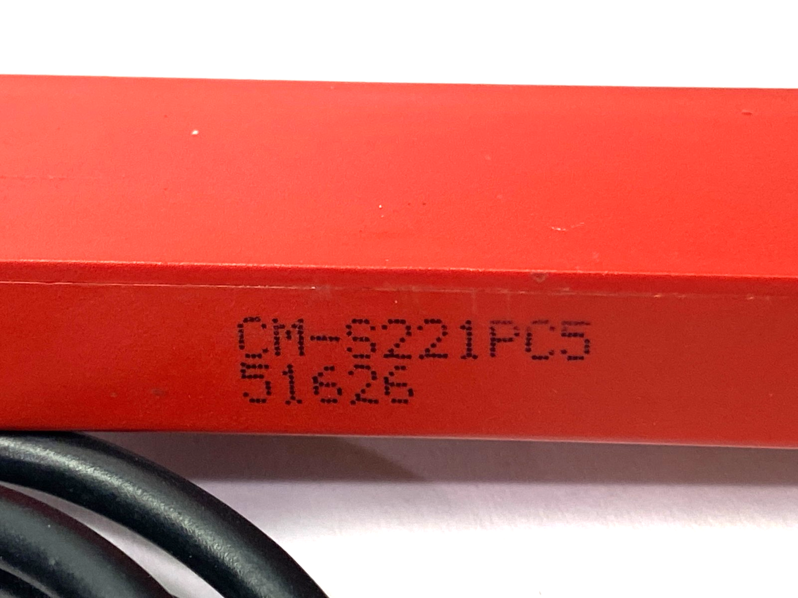 CM-S221PC5 | STI Omron Magnetic Non-Contact Interlock Door Switch IP67 51626- Used - Maverick Industrial Sales