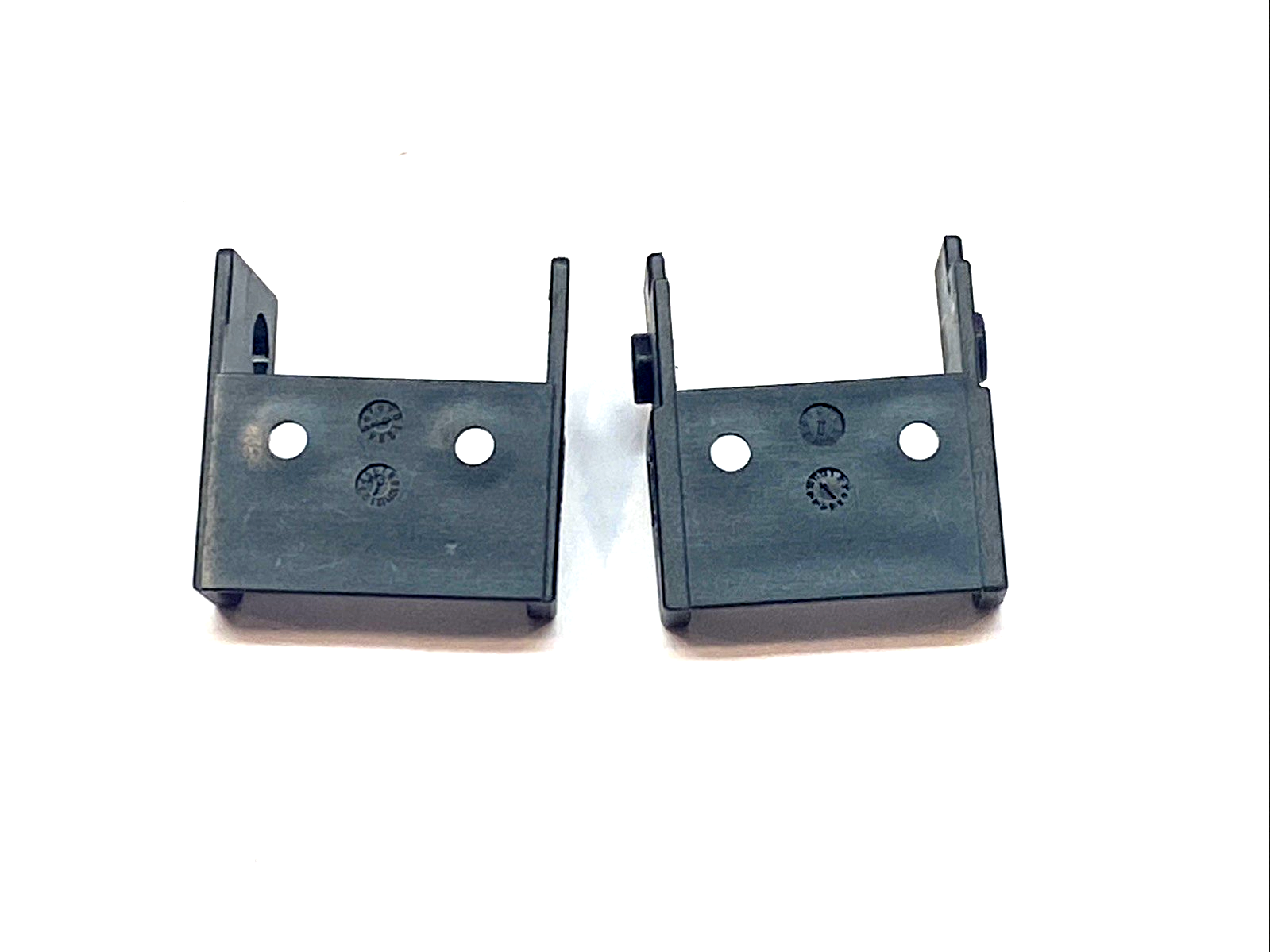 Igus 117.3.12P Mounting Bracket Set - New – Open box - Maverick Industrial Sales