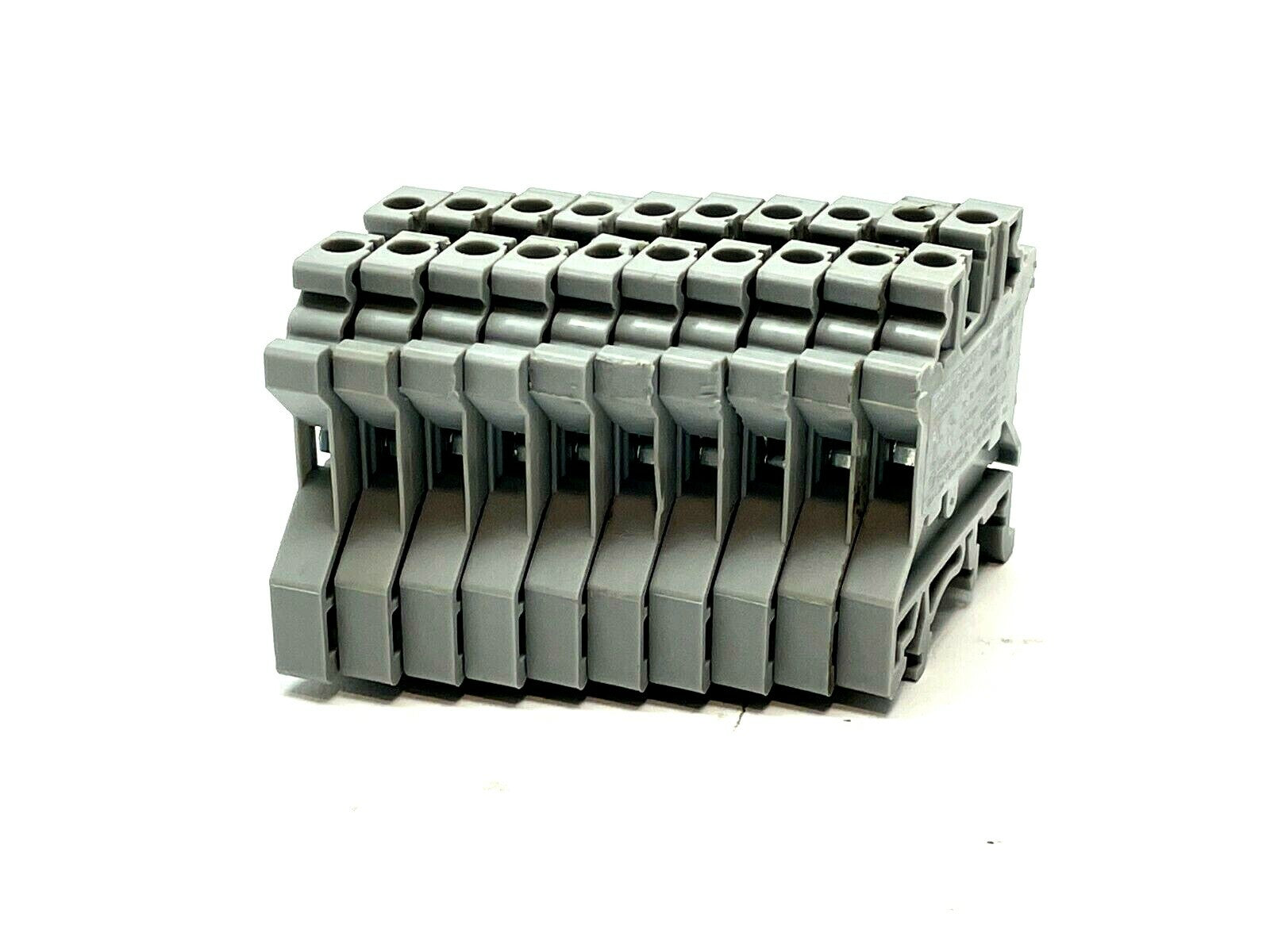 CTS4UN | Connectwell Standard Feed Through Terminal Blocks 4mm LOT OF 10 - Used - Maverick Industrial Sales