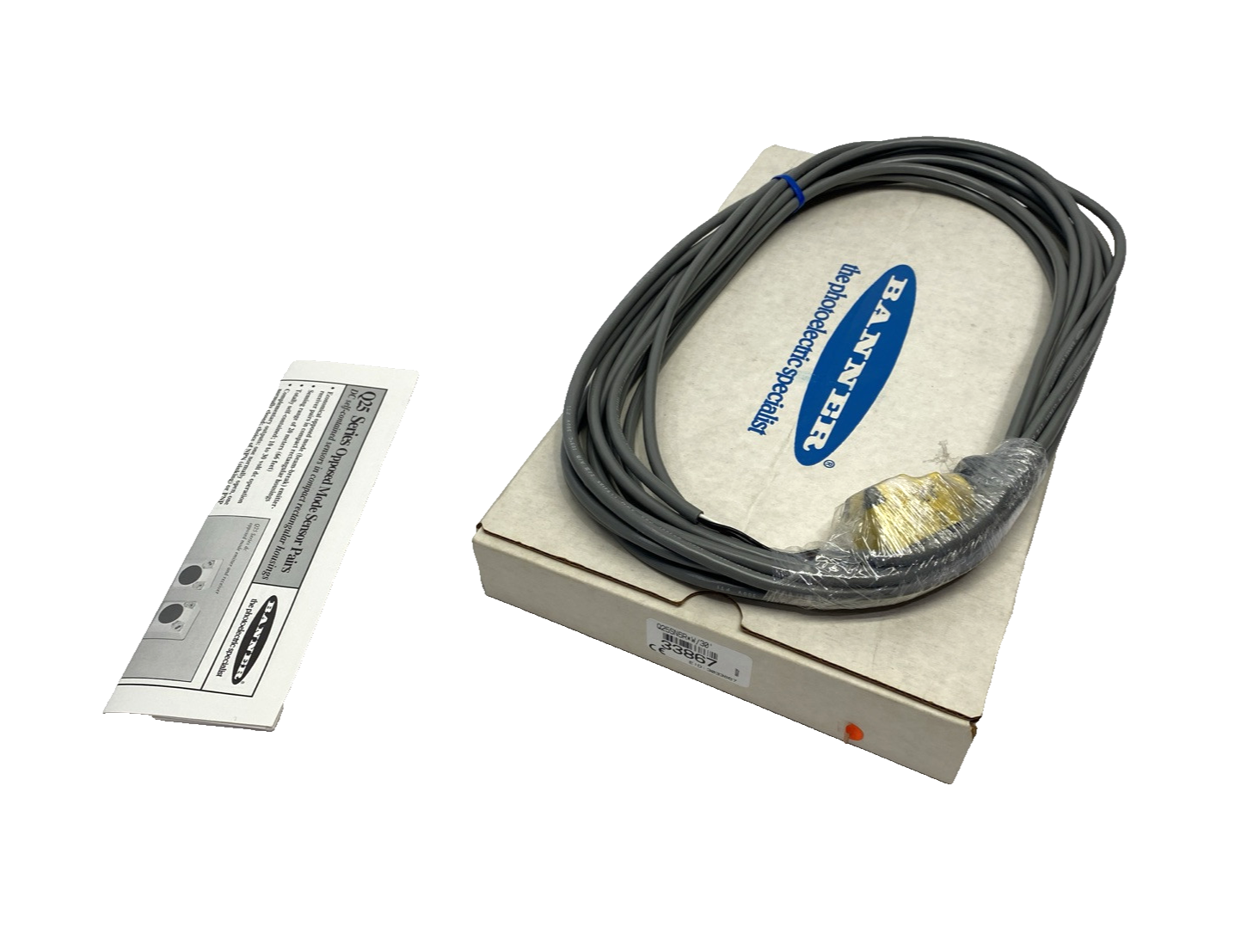 33867, Q25SN6R W/30 | Banner Q25SN6R W/30 Right-Angle Base Mount Photoelectric Sensor 9m Cable 33867- New - Maverick Industrial Sales