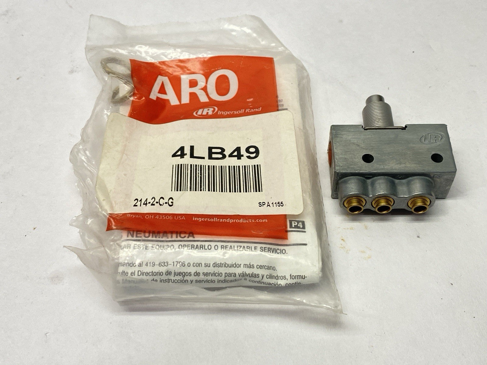 ARO 214-2-C-G Pneumatic Valve 4LB49 - Used - Maverick Industrial Sales