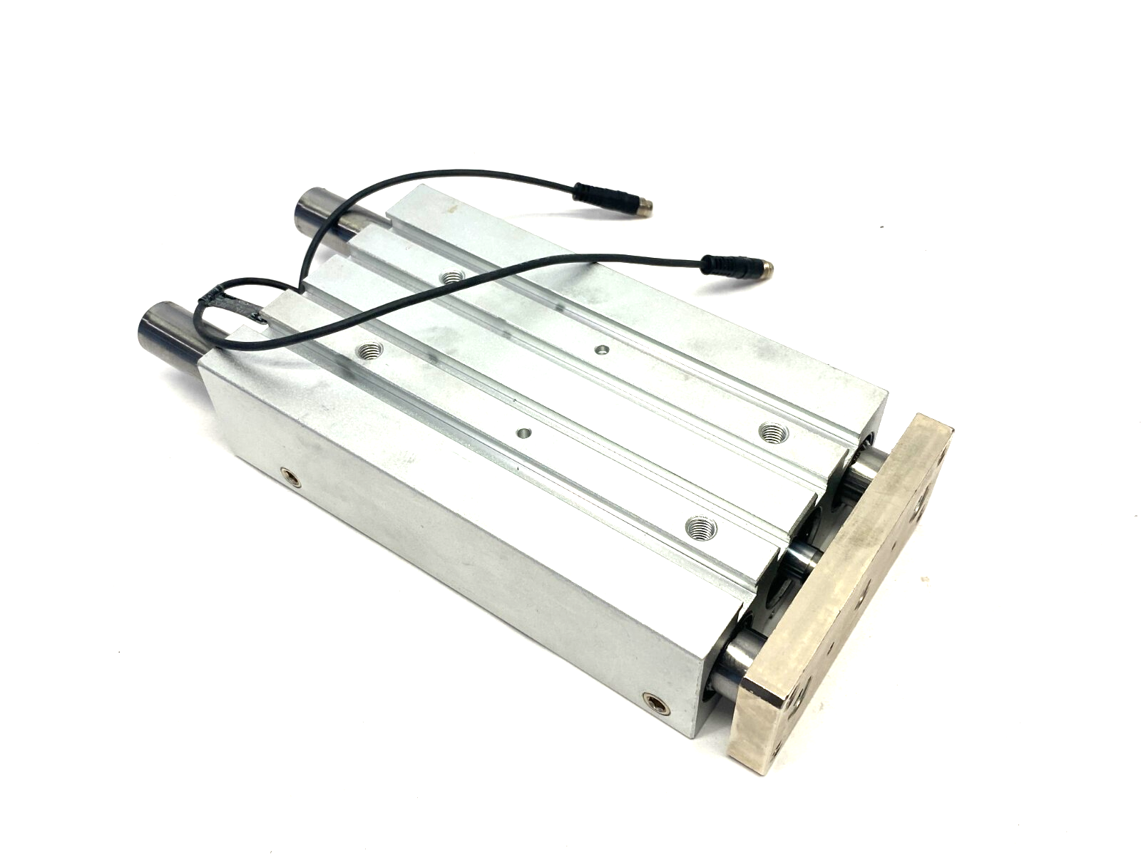 Numatics CGT032150L1ZCX Cylinder Table 32mm Bore 150mm Stroke VJ-684608-1 - Maverick Industrial Sales