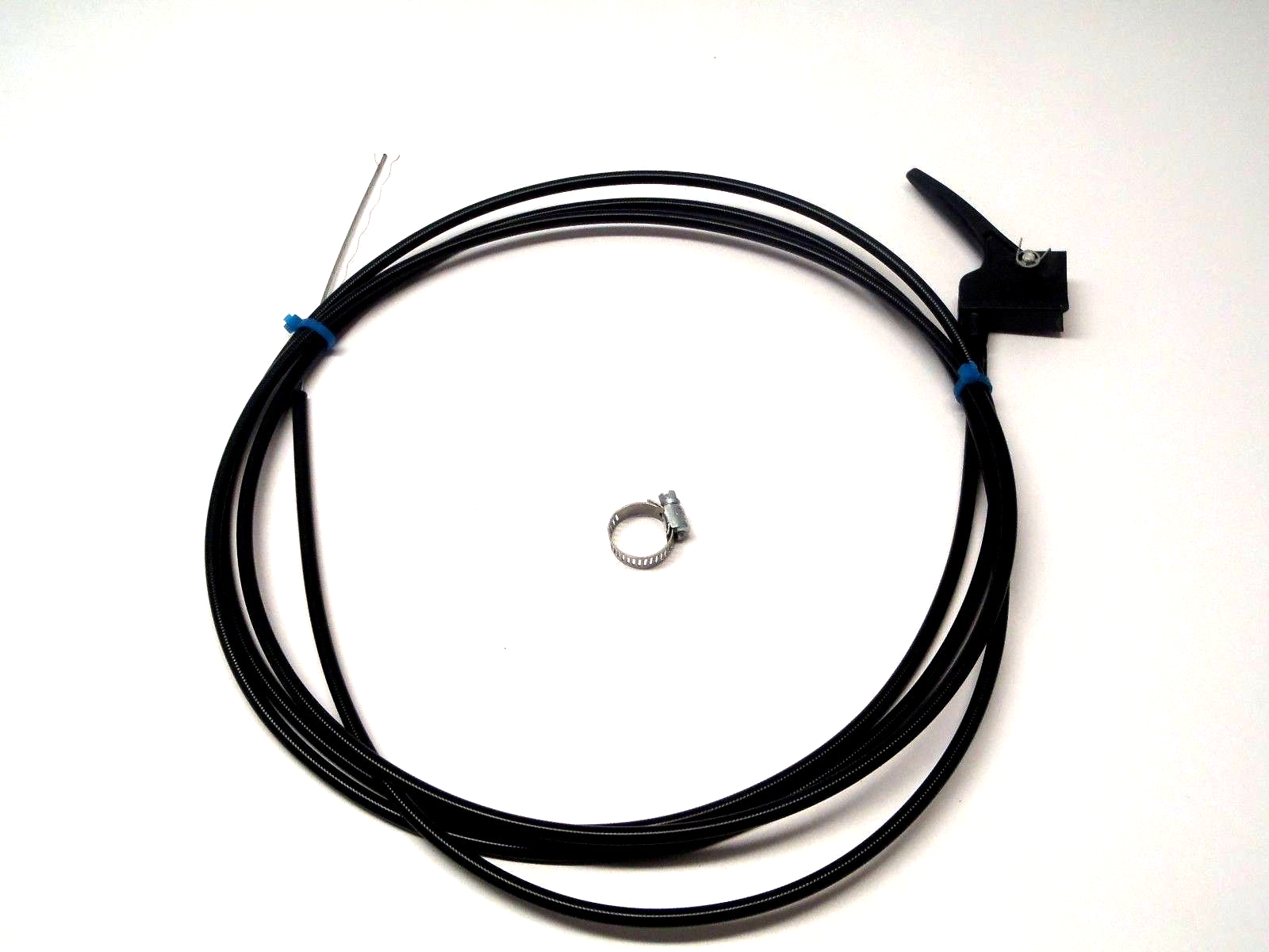 N/A | Shop Store Cart Lever 5' Cable Black 1/2" Clamp - New – Open box - Maverick Industrial Sales