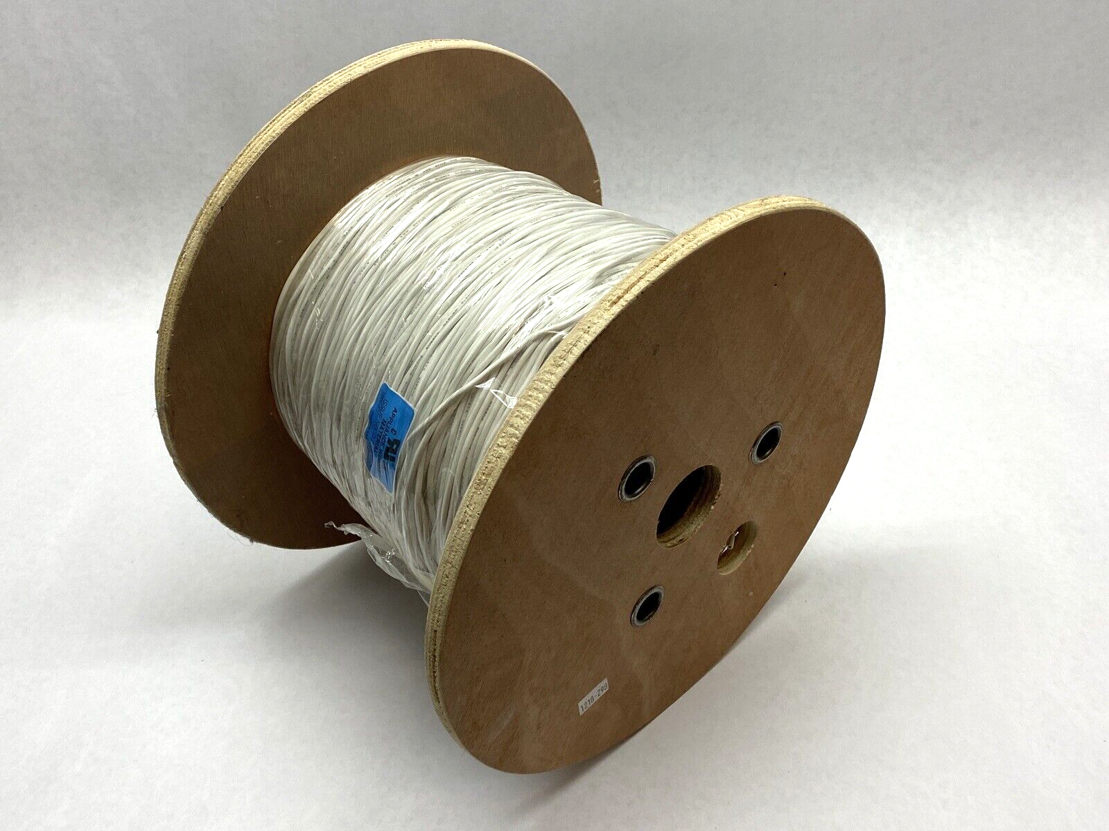 2616/18 03 | Daburn White Hook-up Wire UL3135 18AWG 1000' - New - Maverick Industrial Sales