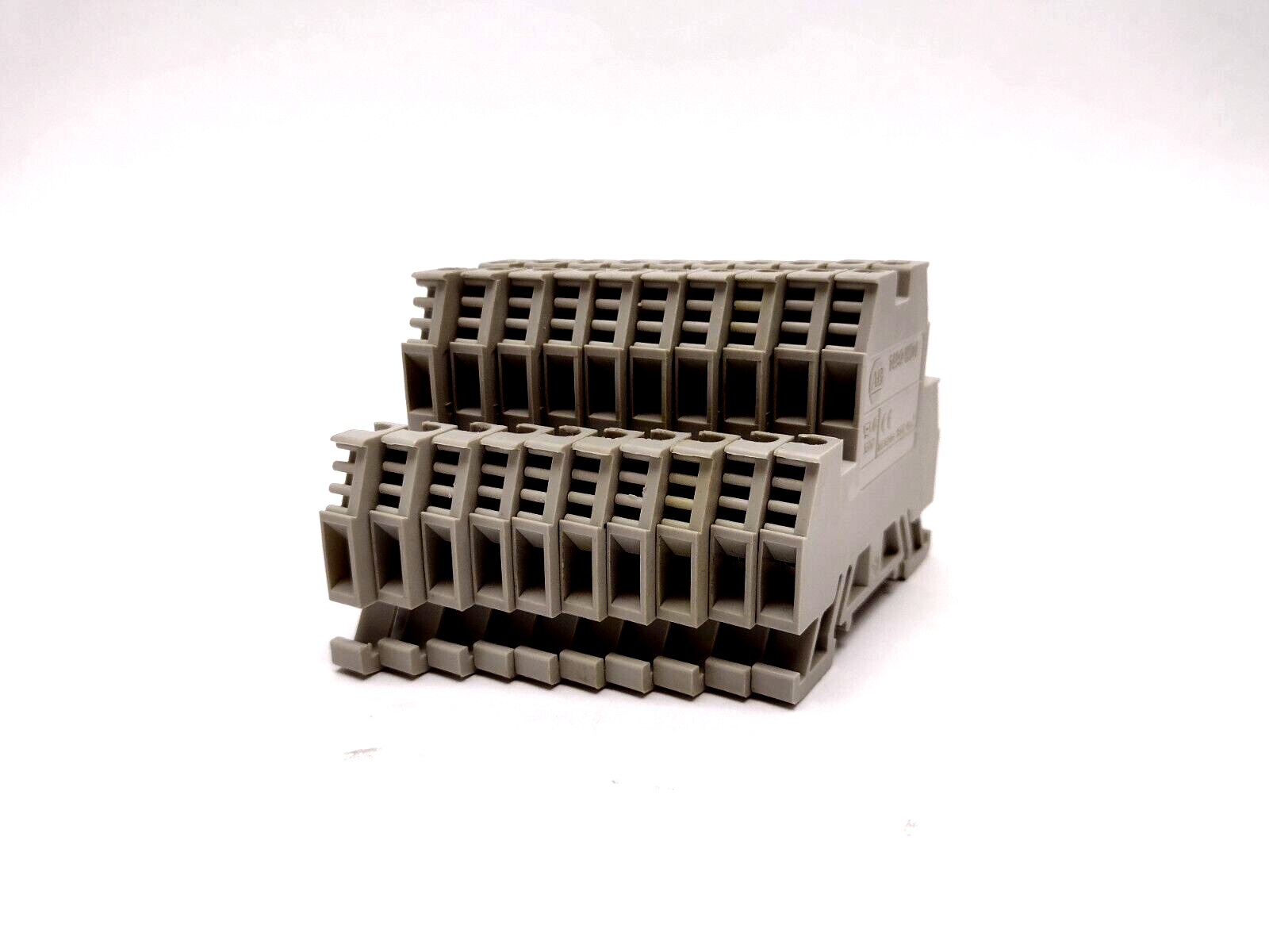 1492-WD4 | Allen Bradley Two Circuit Feed Through Terminal Block, Gray, LOT OF 10 - Used - Maverick Industrial Sales