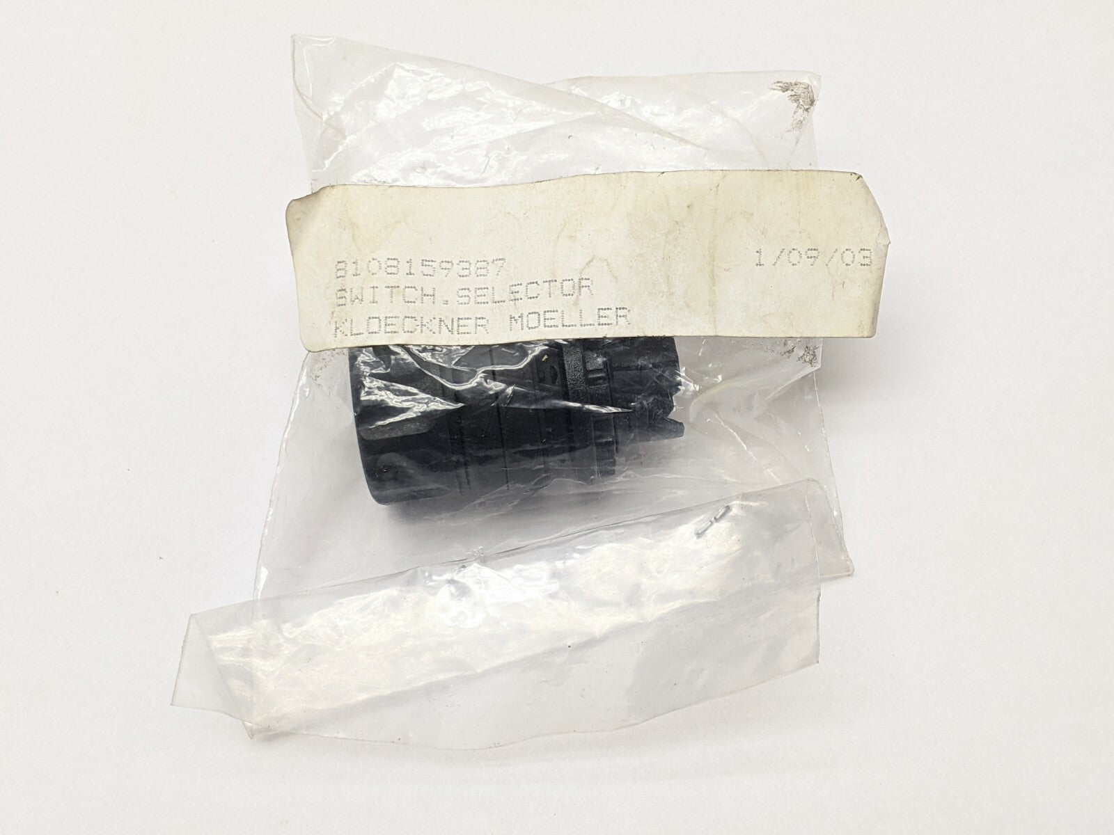 Klockner Moeller 8108159387 Selector Knob 2-Position - New - Maverick Industrial Sales