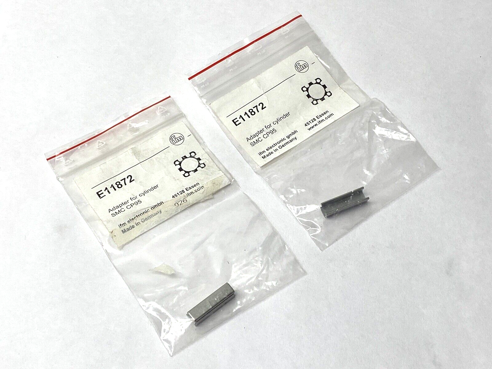 IFM E11872 Adapter for SMC CP95 Pneumatic Cylinder LOT OF 2 - New - Maverick Industrial Sales