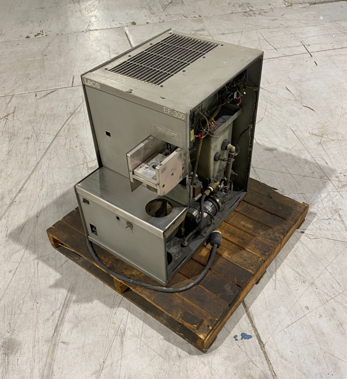 Leco EF-300 Gas Combustion Analyzer 777-200-300 FOR PARTS/REPAIR - Maverick Industrial Sales