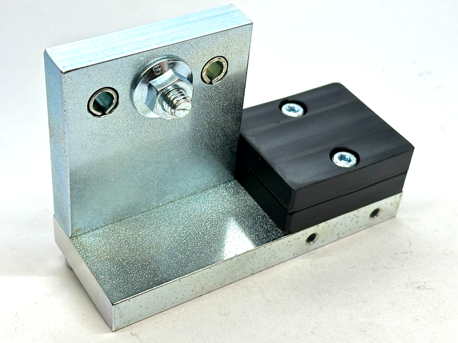 Bosch Rexroth 8981020987 Base Plate w/ Pad - New – Open box - Maverick Industrial Sales