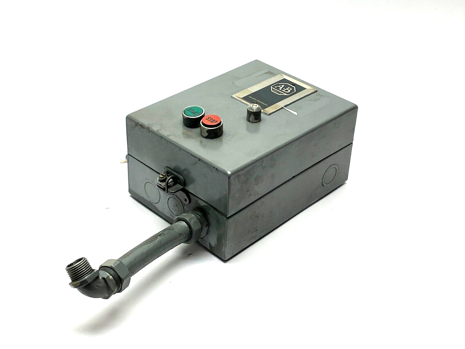 509-TAD | Allen Bradley Ser. B Enclosed Starter Size 00 600VAC 9A 120VAC Coil - Used - Maverick Industrial Sales