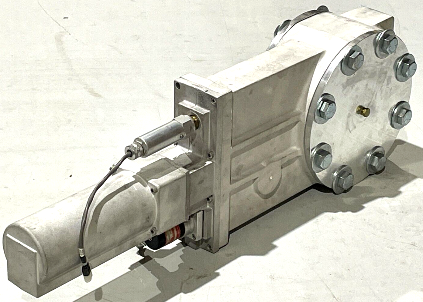 Vacuum System Gate Valve - For parts or not working - Maverick Industrial Sales