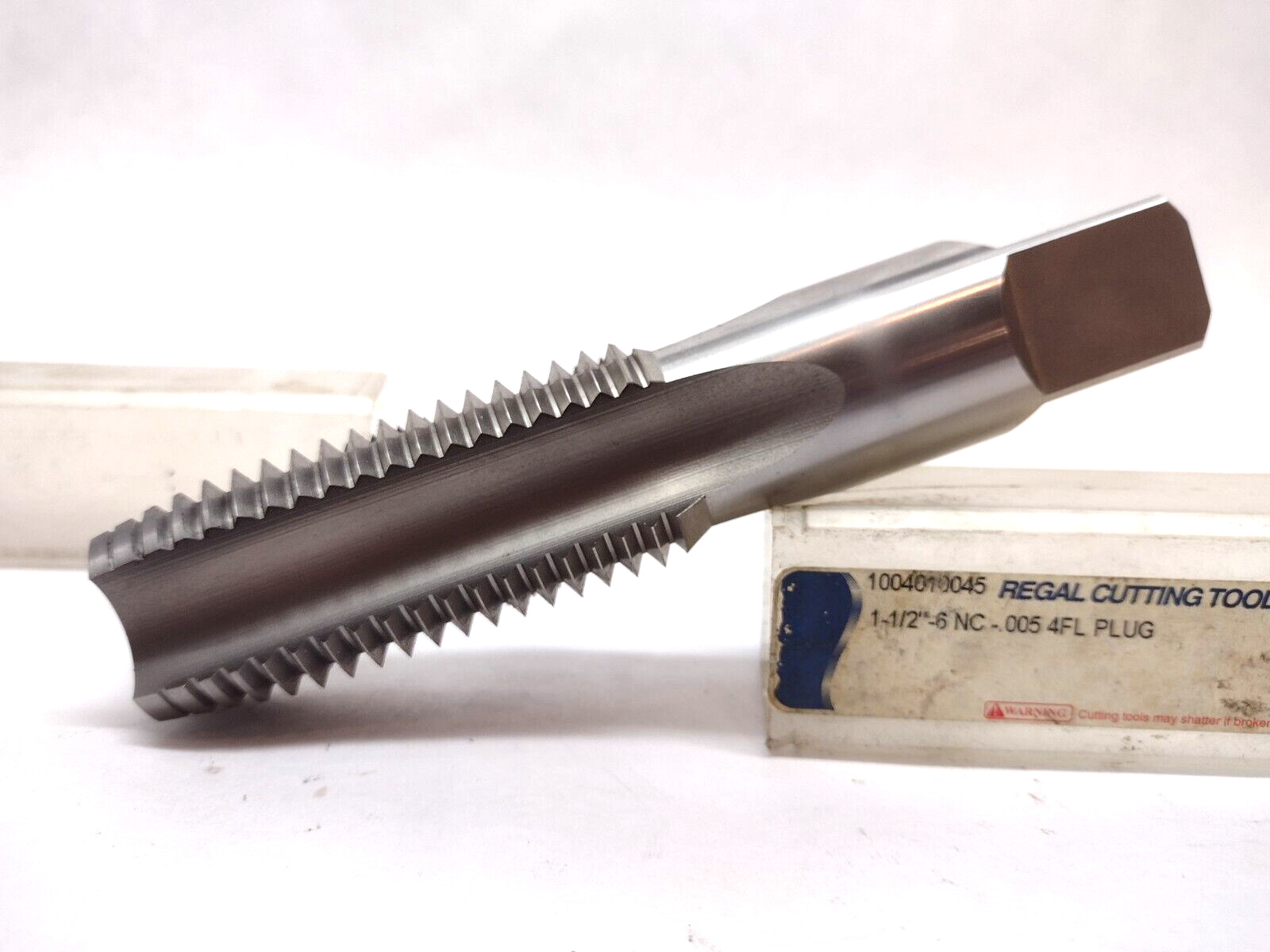 0401K52B | Regal Cutting Tools 1-1/2"-6 NC-.005 4FL Plug - New – Open box - Maverick Industrial Sales