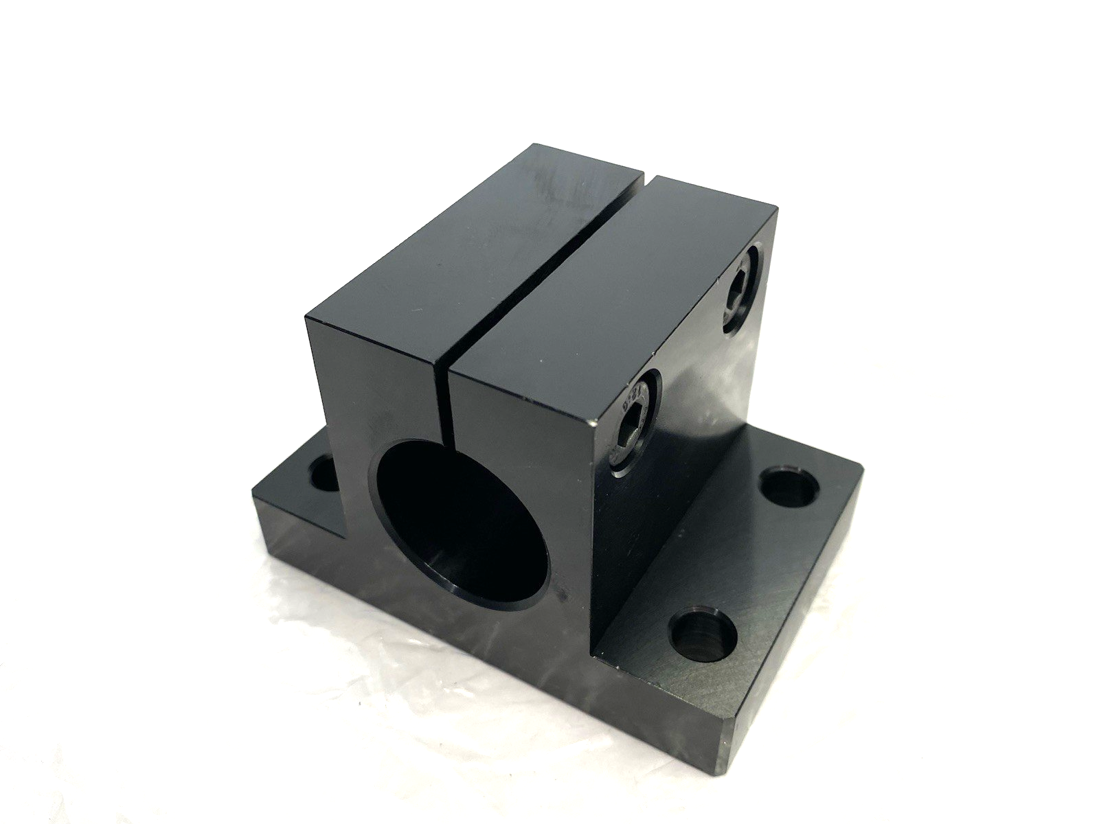 CLTBM30 | MiSUMi Clamp Type Bracket for Stands, Sq. Flange, Side Mount, 30mm Post - New – Open box - Maverick Industrial Sales