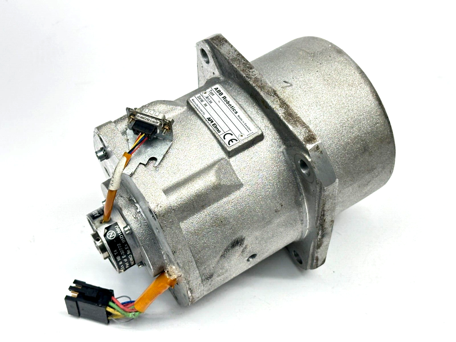 ABB Robotics 3HNP01724-1 Servo Motor PS 130/6-50-P-PMB-4329 - Maverick Industrial Sales