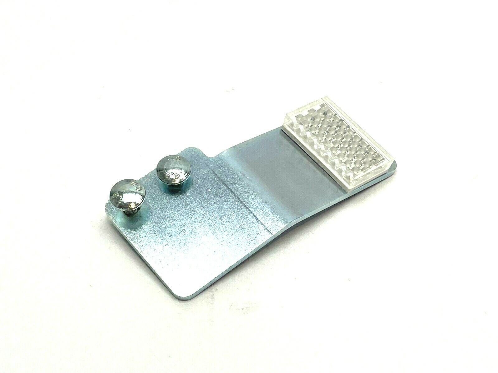 Knapp ZE050885 Reflector Support OSR Z V02 - New – Open box - Maverick Industrial Sales