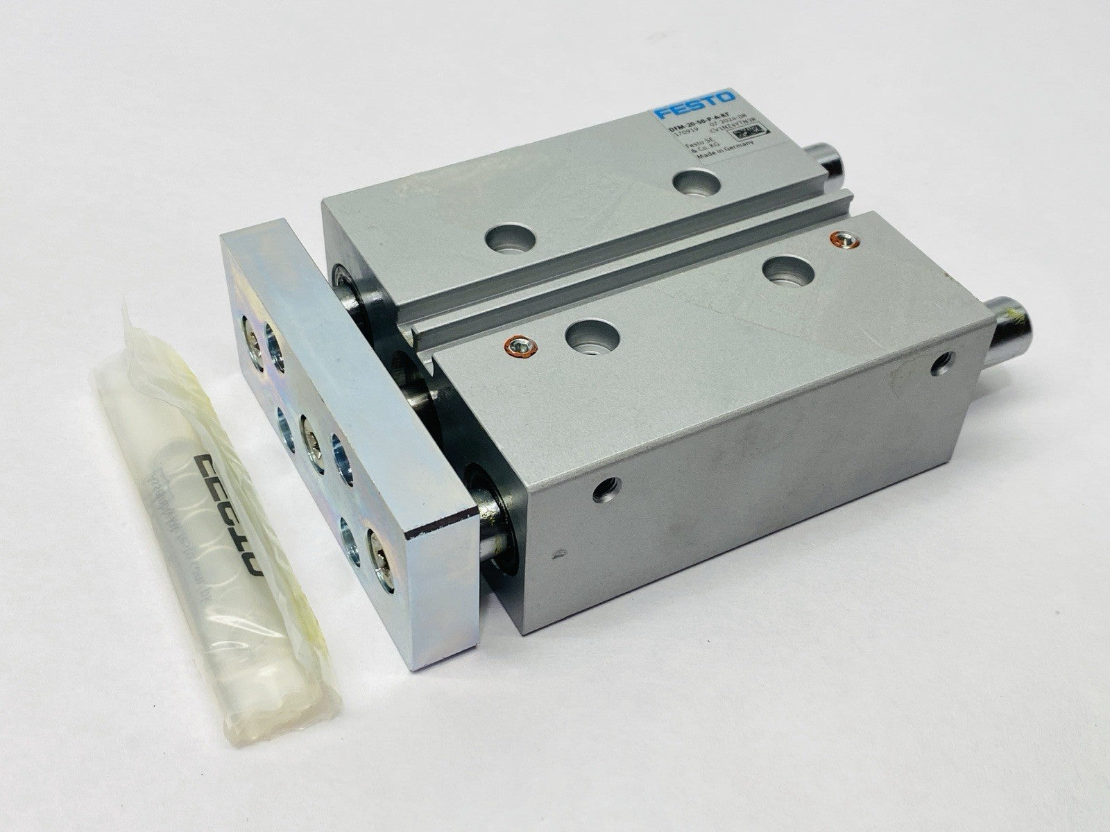 Festo DFM-20-50-P-A-KF Pneumatic Guided Actuator 20mm Dia 50mm Stroke 170919 - Maverick Industrial Sales