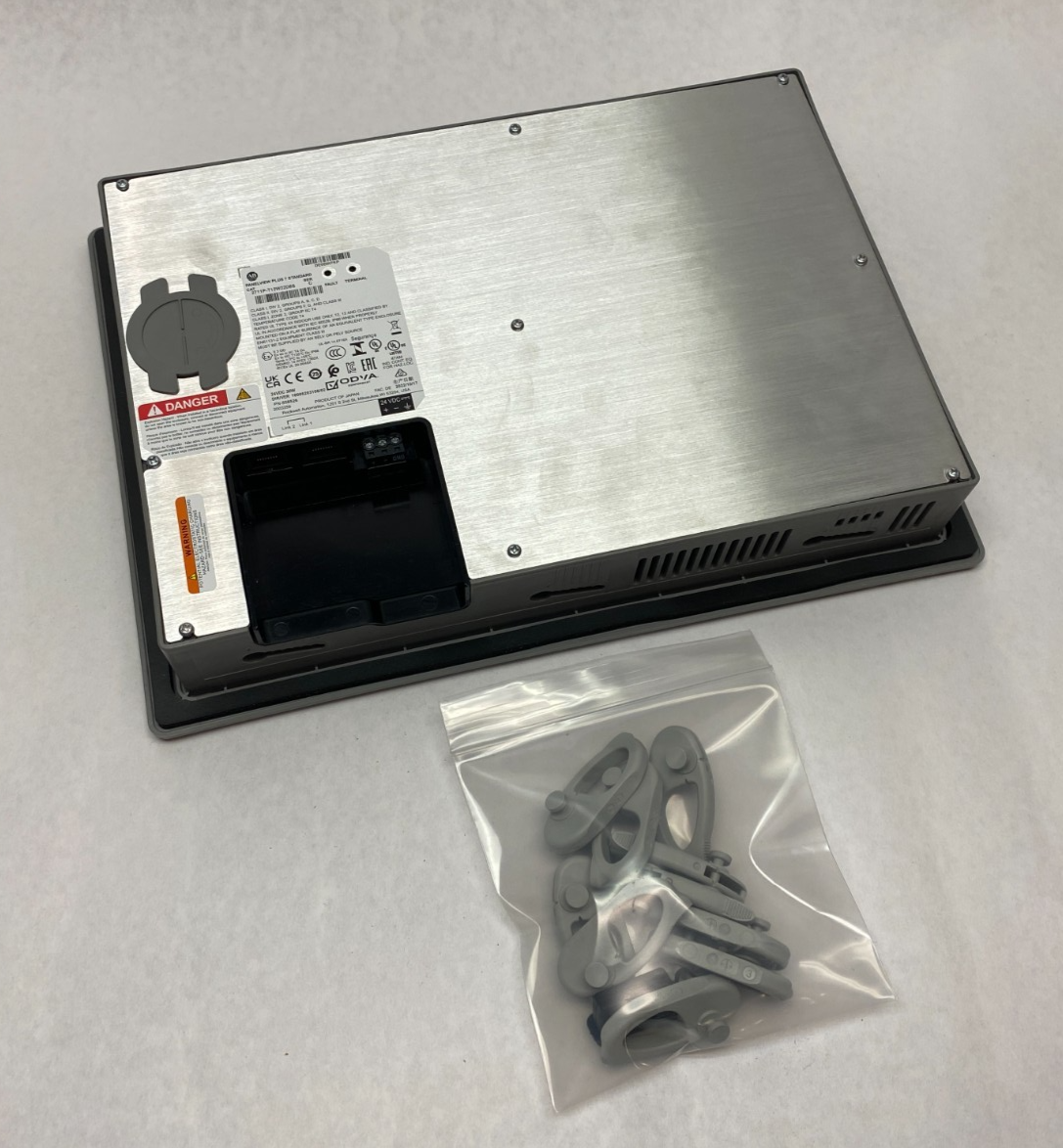 2711P-T12W22D8S | Allen Bradley Ser. C PanelView Plus 7 Standard Terminal HMI CHIPPED - New Other - Maverick Industrial Sales