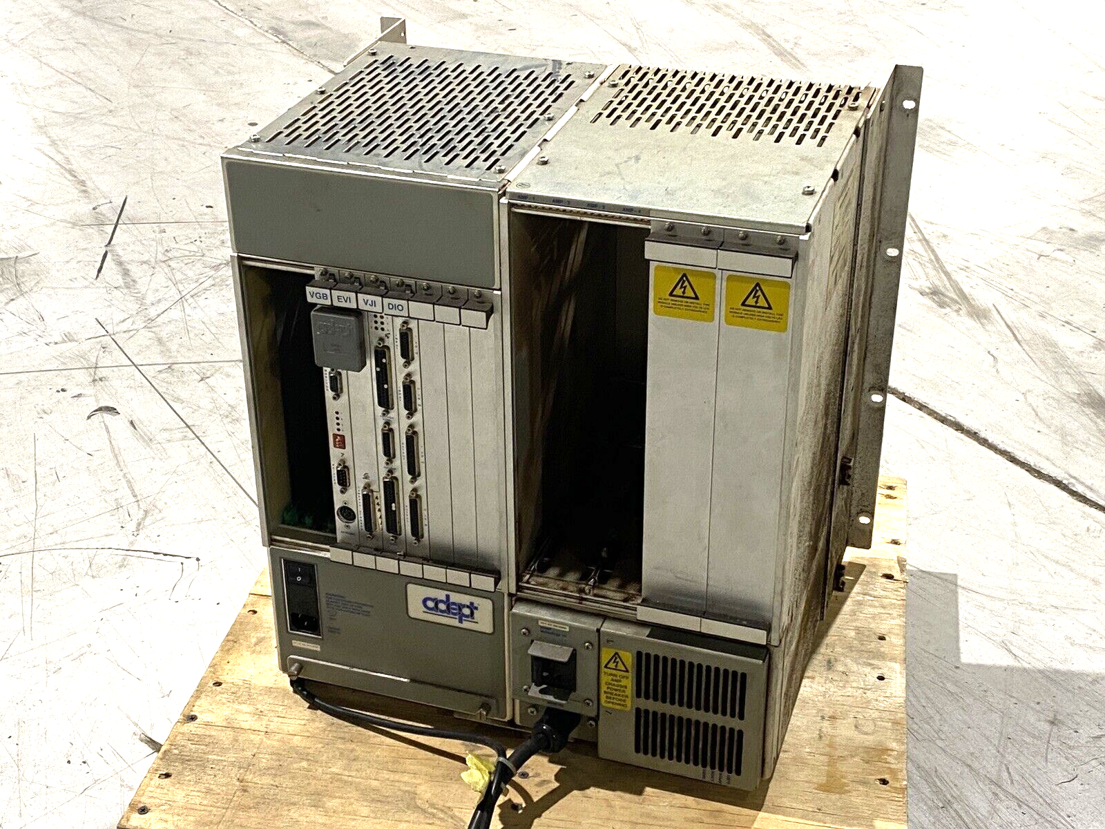 Adept 30336-31000 PA-4 Robot Dual Power w/ 30340-40100 MV-10A VGB, EVI, VJI, DIO - Maverick Industrial Sales