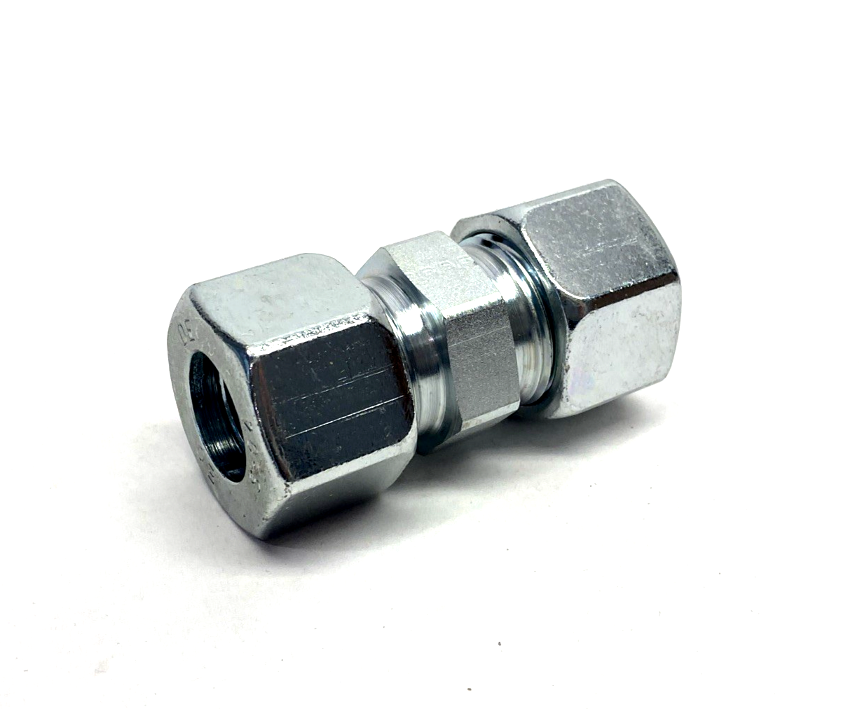 Parker G20SCF Ermeto DIN Tube To Tube Fitting 20mm Tube O.D. - New – Open box - Maverick Industrial Sales