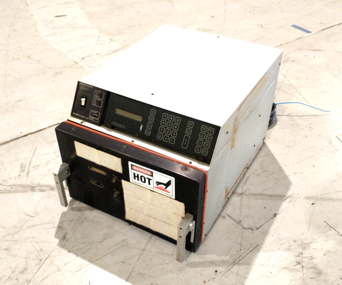 Saunders & Associates 4250A Test Chamber - Used - Maverick Industrial Sales