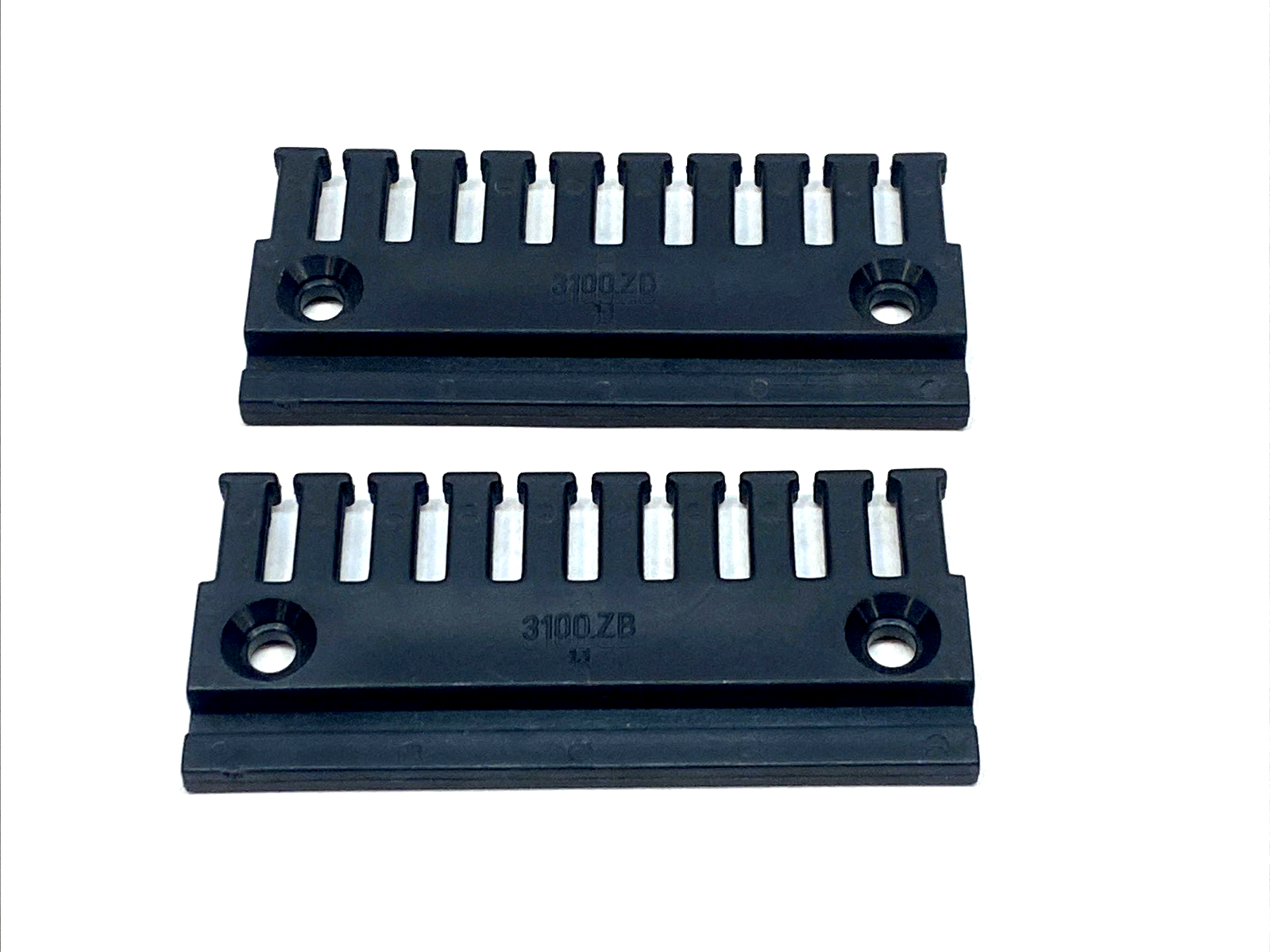 3100.ZB | Igus Chain Energy Wrap Plate LOT OF 2 - New Other - Maverick Industrial Sales