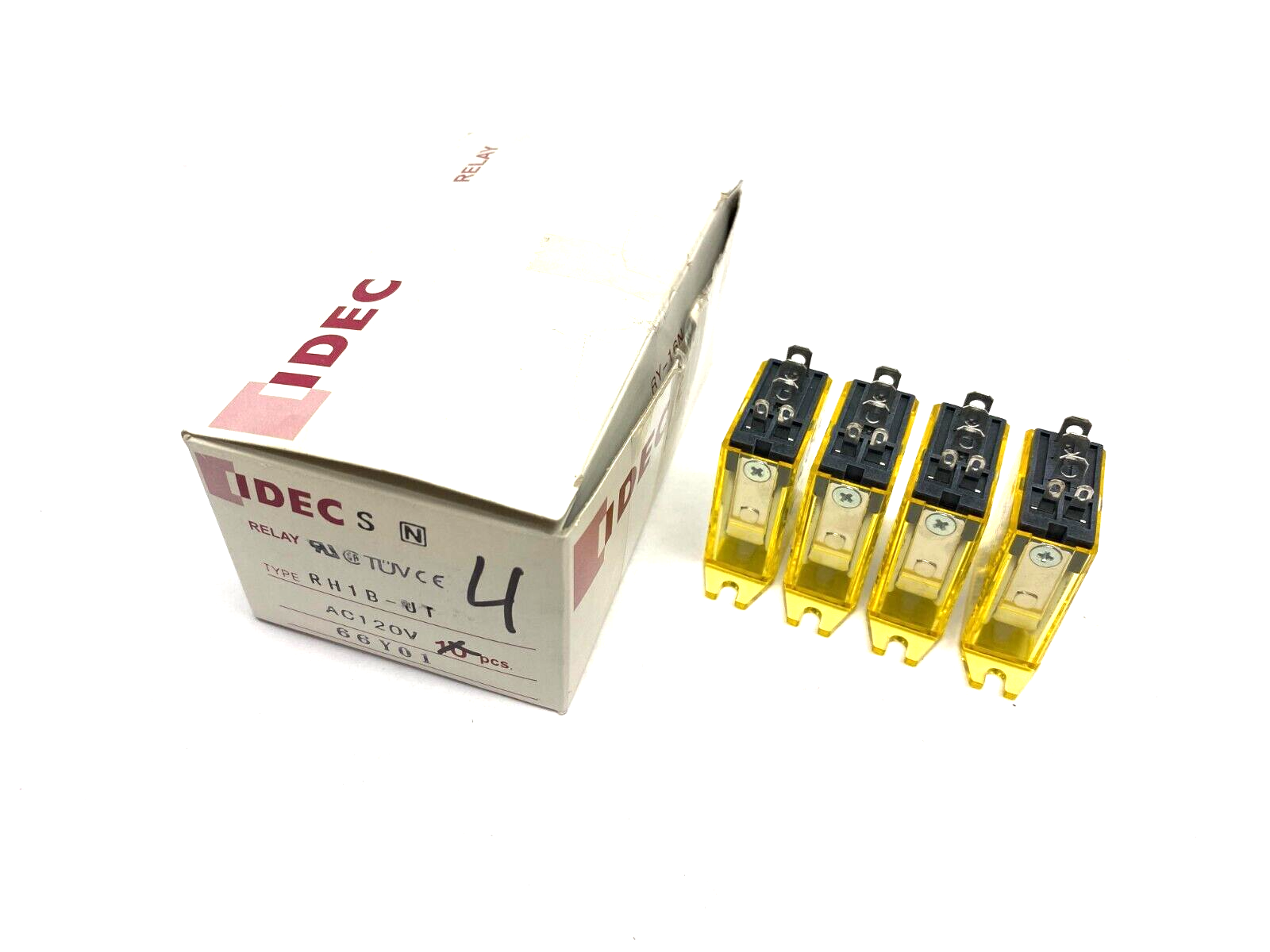 RH1B-UTAC120V | IDEC Top Mount Power Relay SPDT 10A 120VAC BOX OF 4- New – Open box - Maverick Industrial Sales