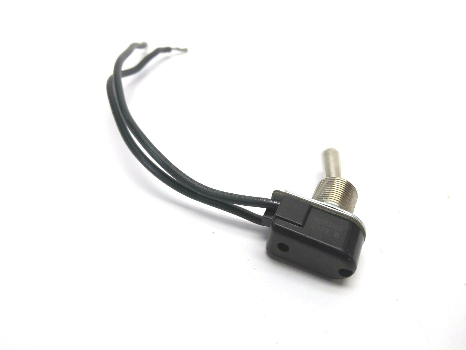 Carling 1032 R Position Toggle Switch, 2 Position 125 / 250V - Used - Maverick Industrial Sales