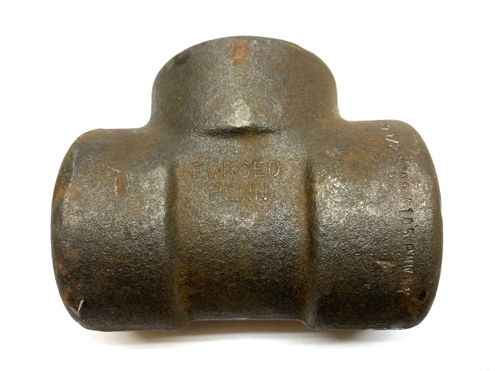 Penn Threaded Pipe Reducing Tee 2000 lbs Forged Steel 2" x 1" x 1-1/2" - Maverick Industrial Sales