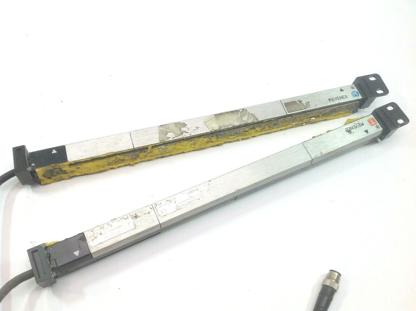 PJ-V21T, PJ-V21R, PJV20T, PJ-V20R | Keyence PJ-V21T & PJ-V21R, PJV20T & PJ-V20R Safety Light Curtain Sets - For parts or not working - Maverick Industrial Sales