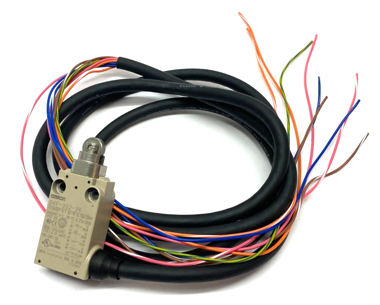 Omron D4F-302-3R Roller Limit Switch 240VAC 250VDC IP67 - Used - Maverick Industrial Sales