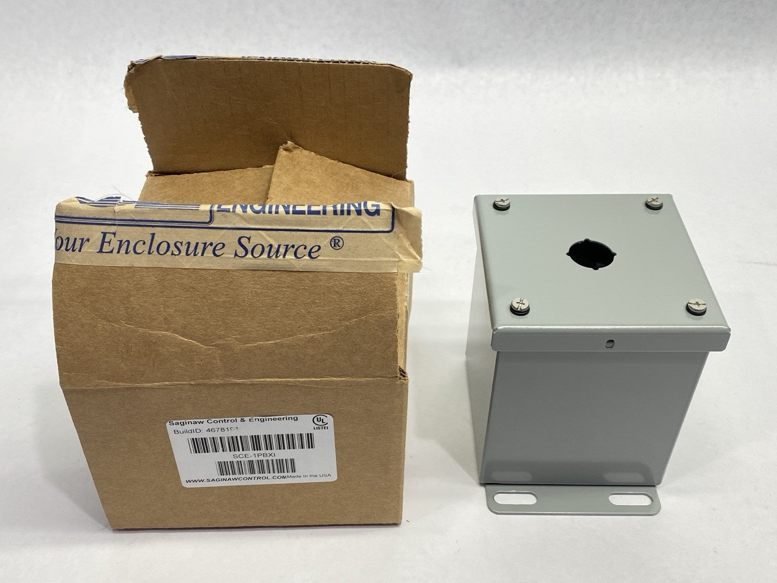 SCE-1PBXI | Saginaw Control & Engineering Pushbutton Enclosure 4" x 4" - New – Open box - Maverick Industrial Sales
