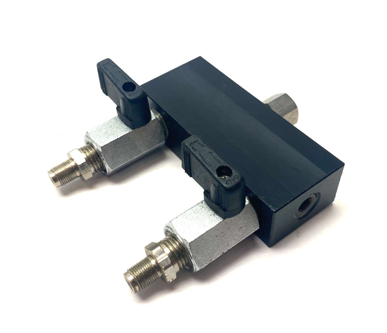 Mahr 2248282 Low-Mag 2-Way Manifold Millimar AAD-82 - Used - Maverick Industrial Sales