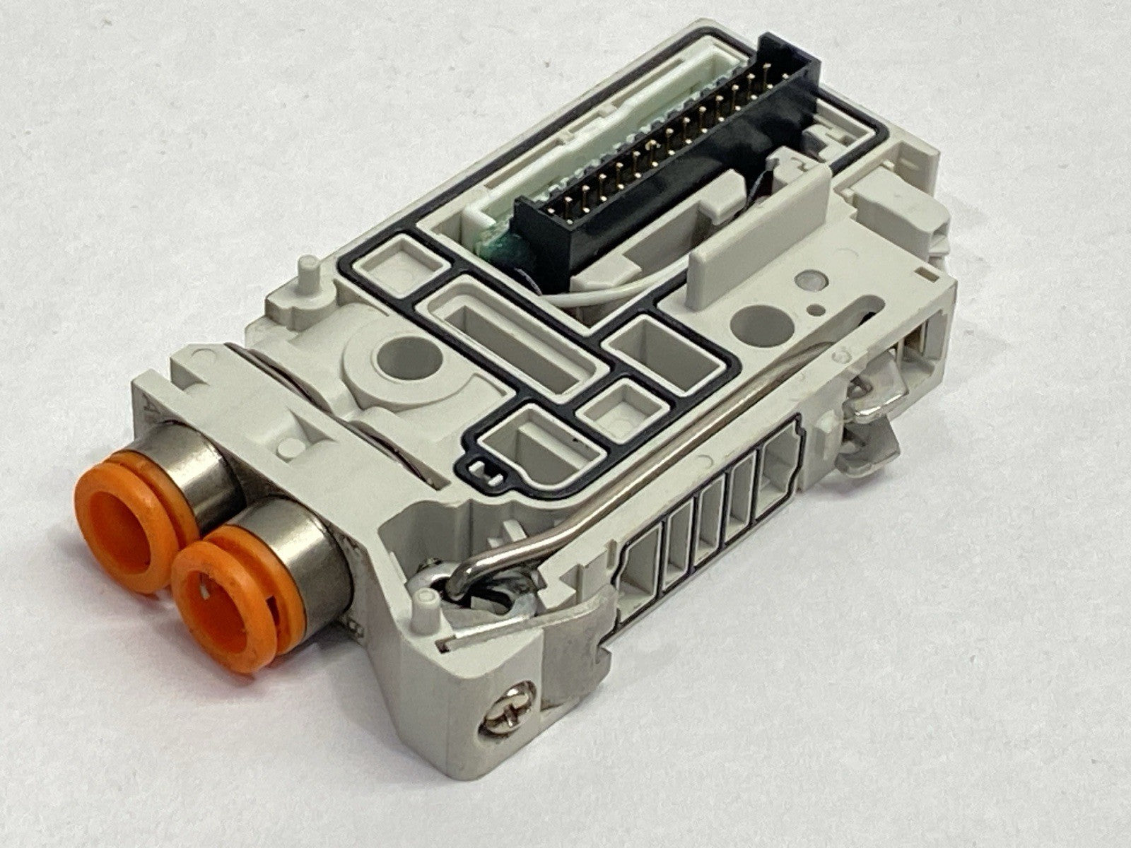 VVQC1000-1A-1 | SMC Manifold Station Block w/ 1/4" Fitting - Used - Maverick Industrial Sales