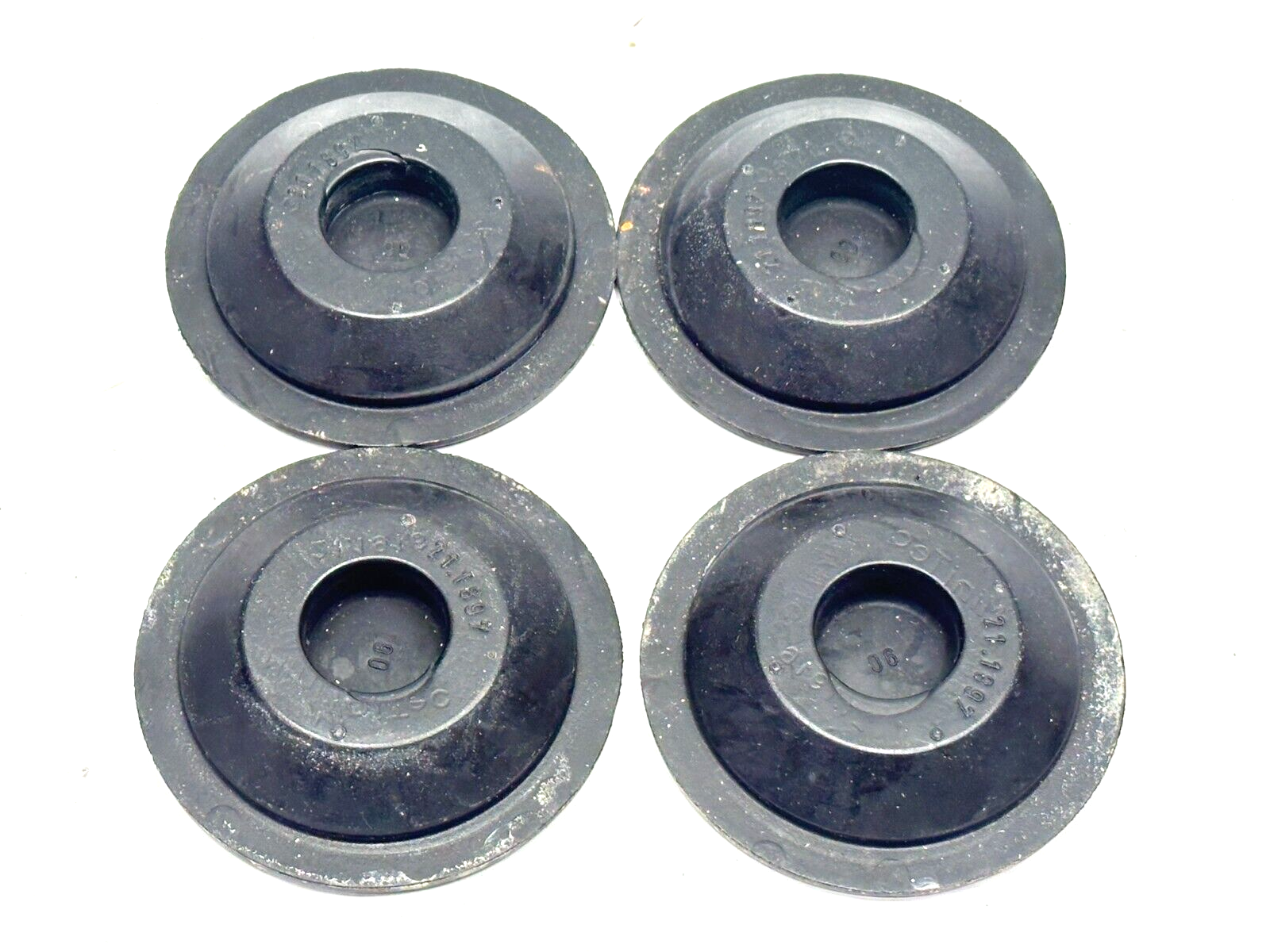 Minitec 21.1897 M16 Leveling Pad NBR Rubber Anti-Skid Black LOT OF 4 - Maverick Industrial Sales