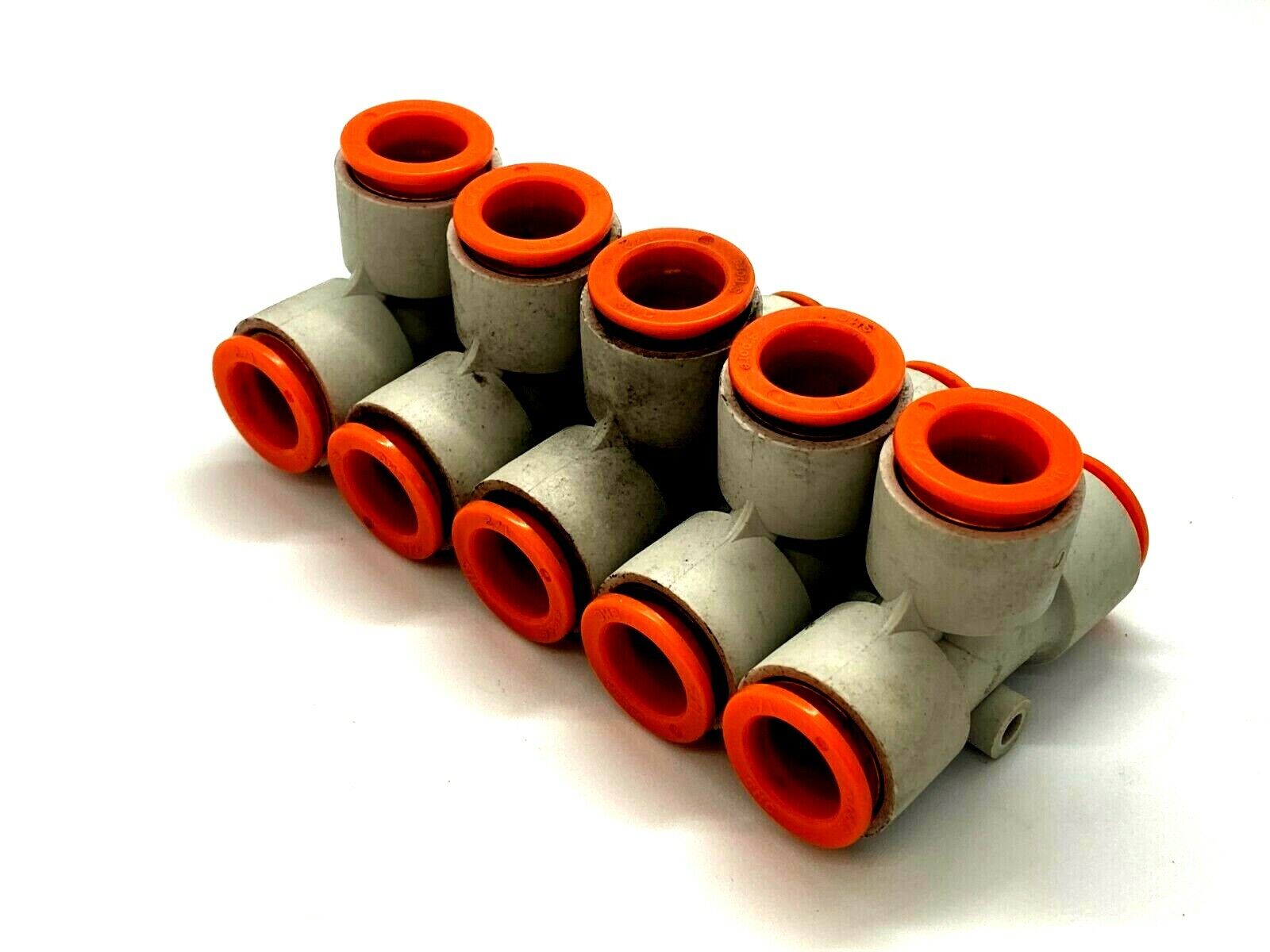 KQ2T13-00A | SMC Union Tee 1/2" Push-to Connect Fitting LOT OF 5 - Used - Maverick Industrial Sales